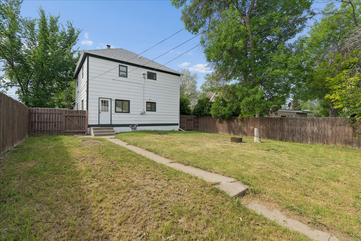 1219 9th Avenue S Property Photo 21