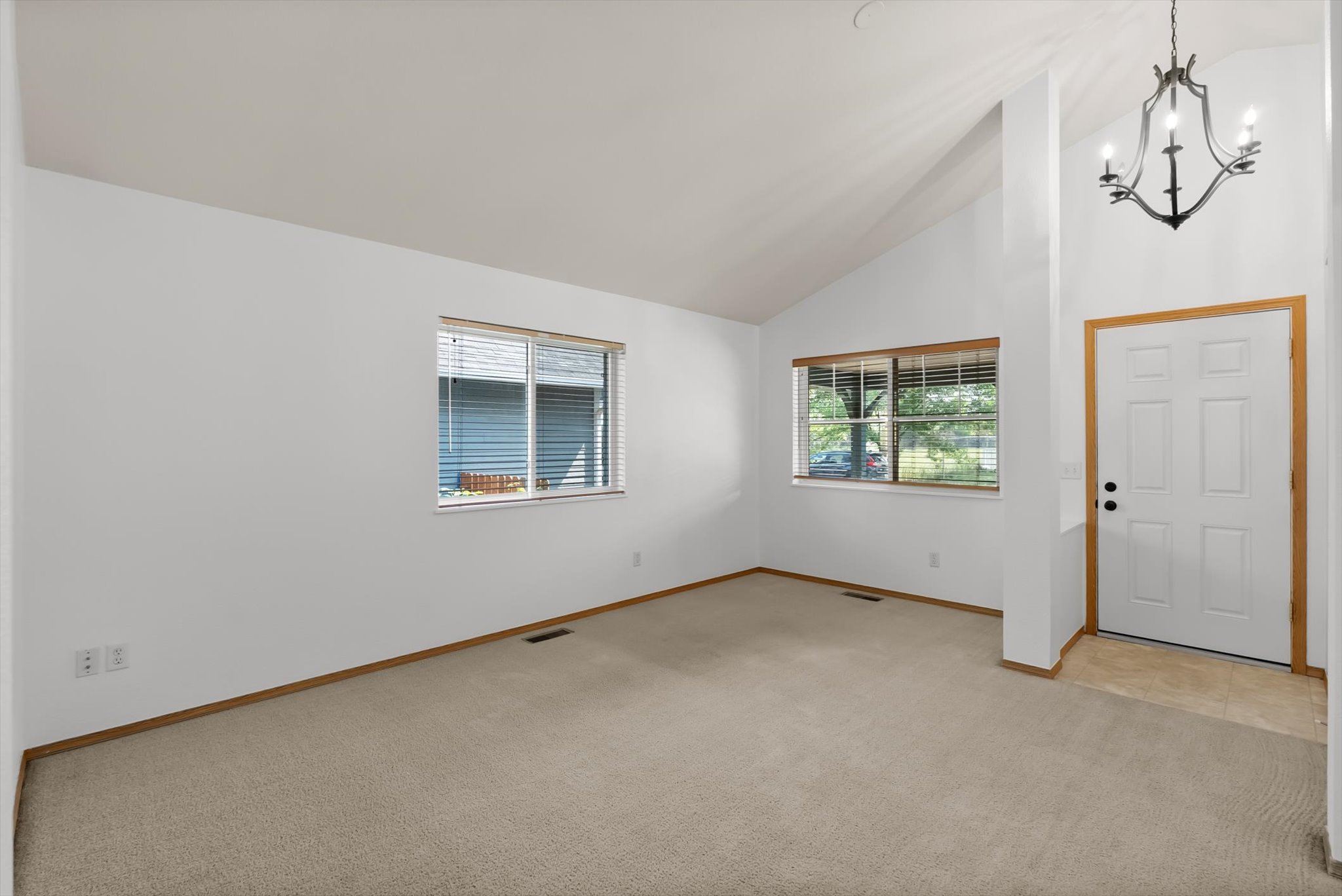4855 Sonoma Street Property Photo 4