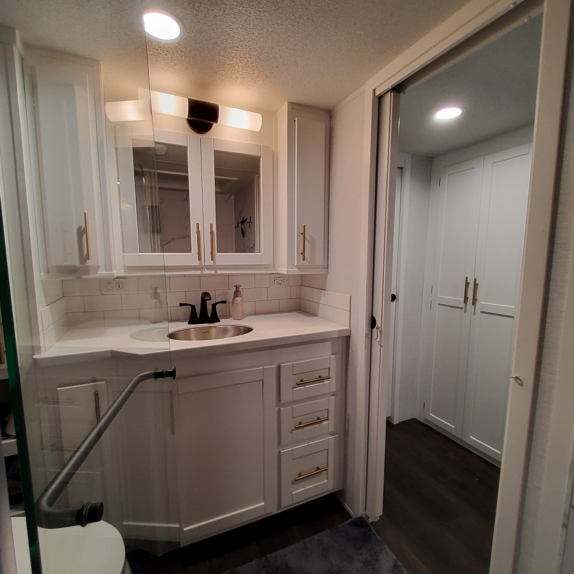 570 Shyrock Loop Drive Property Photo 25