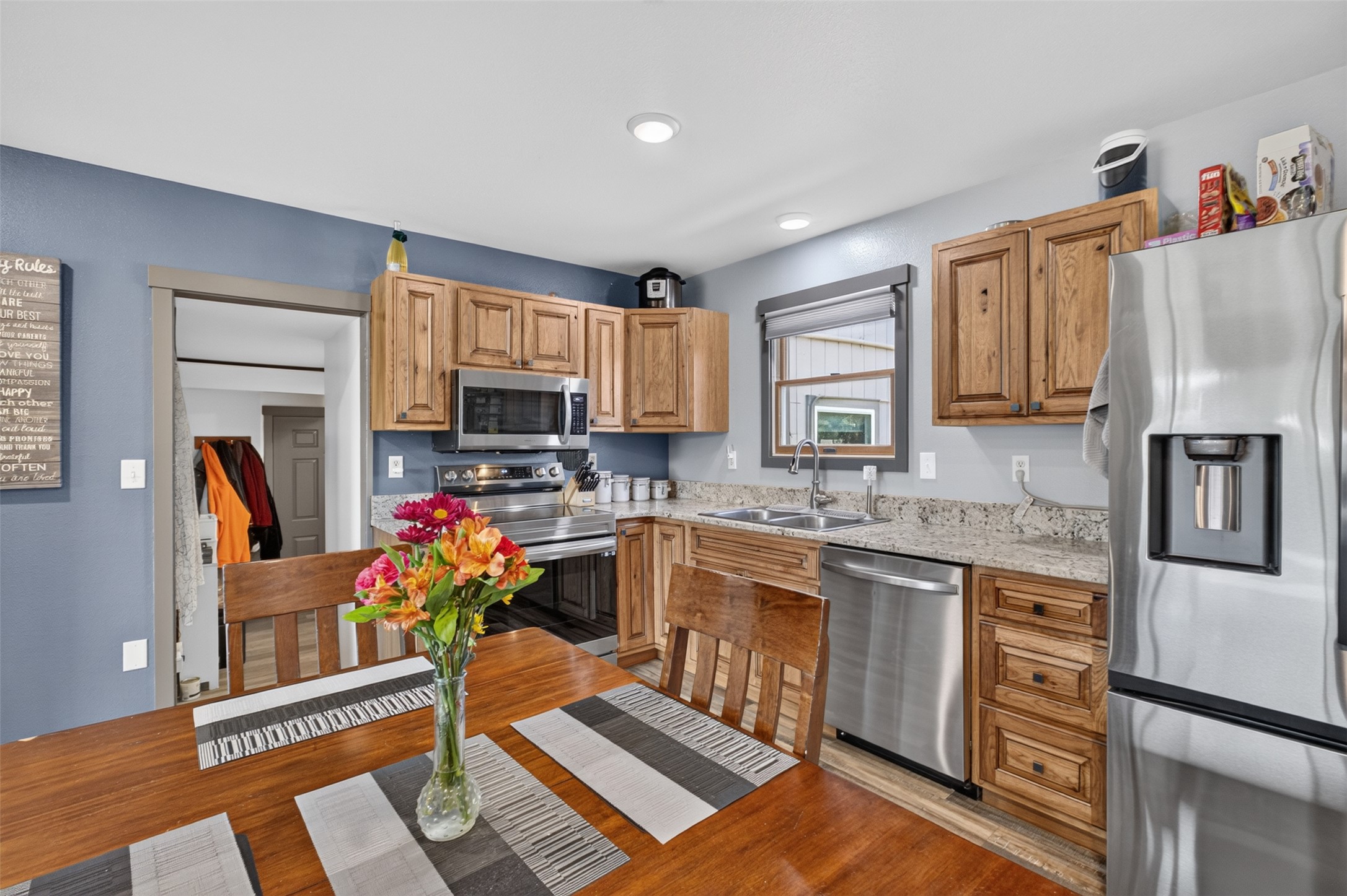 1698 Kelly Road Property Photo 7