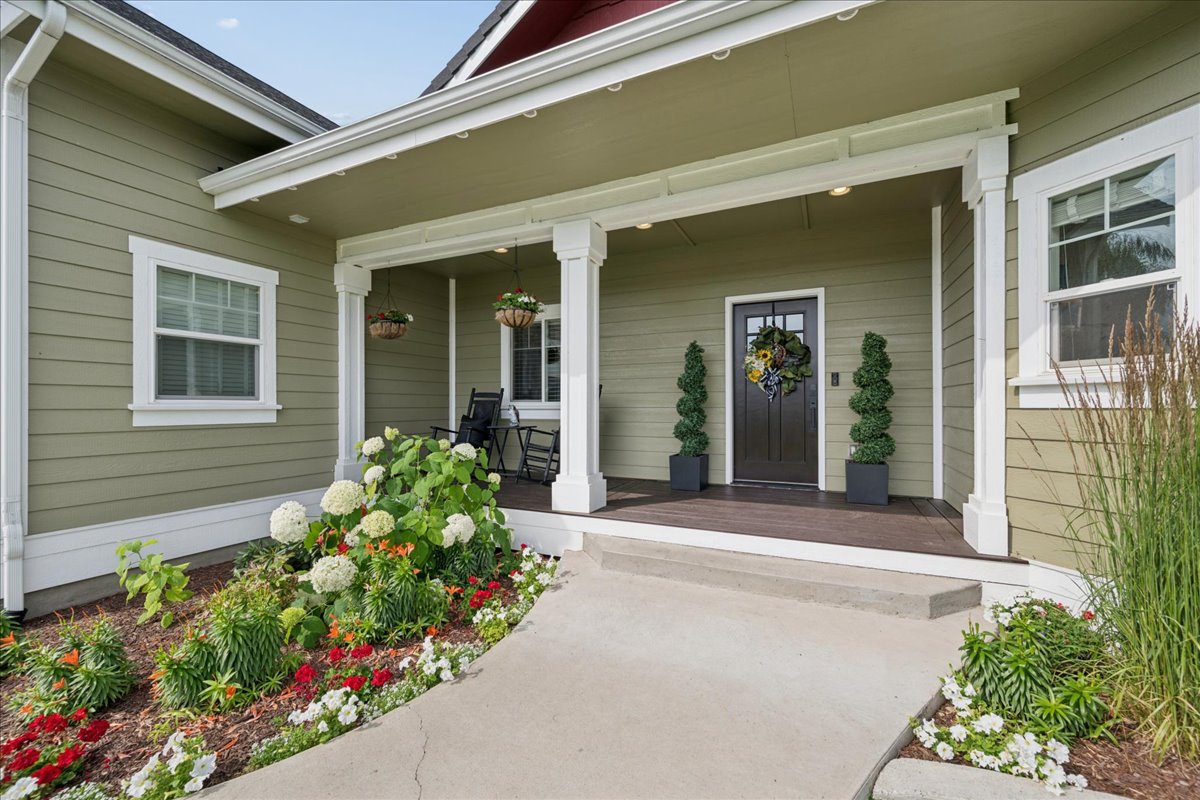333 Stillwater Loop Property Photo 7