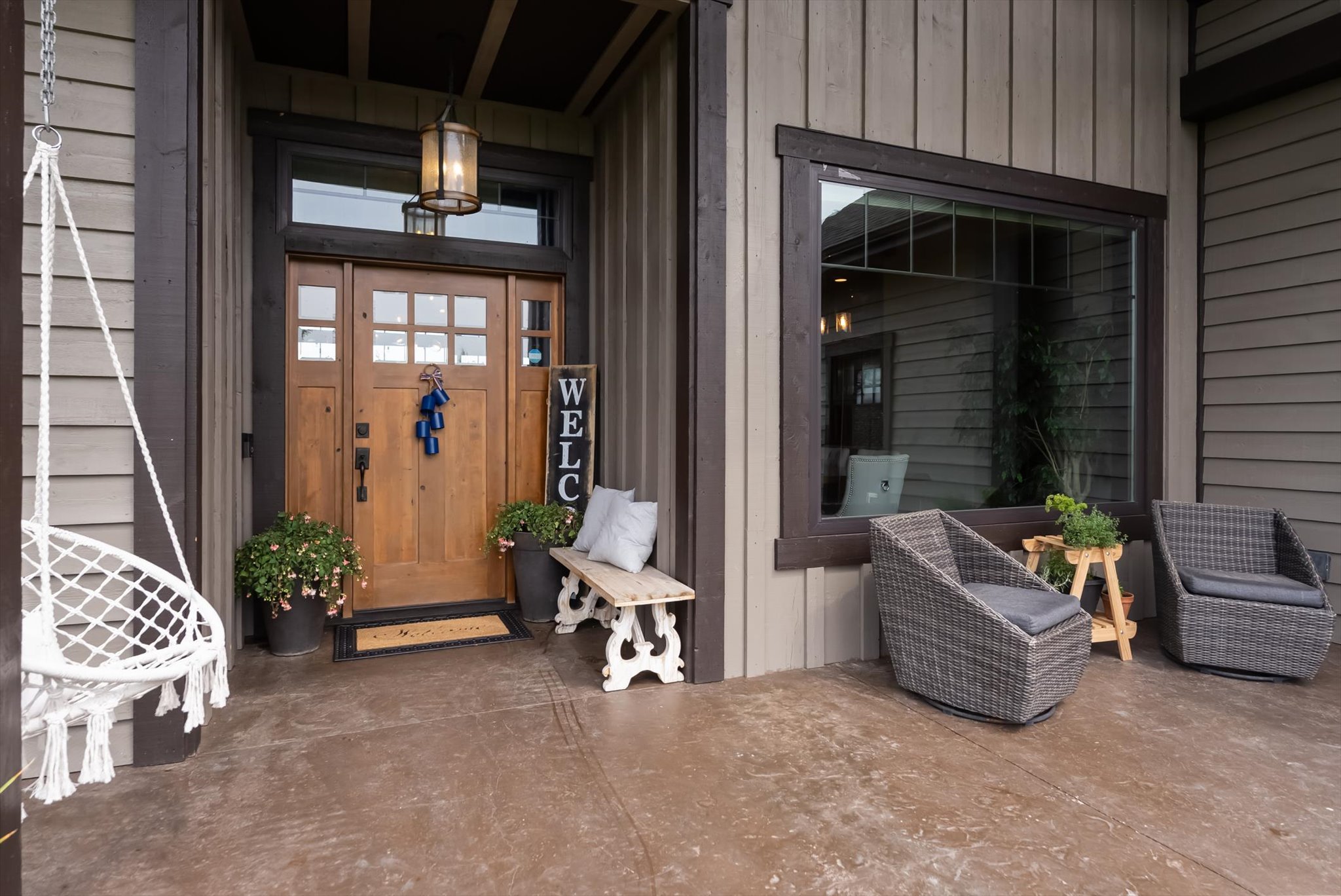 1025 Pheasant Haven Drive Property Photo 3
