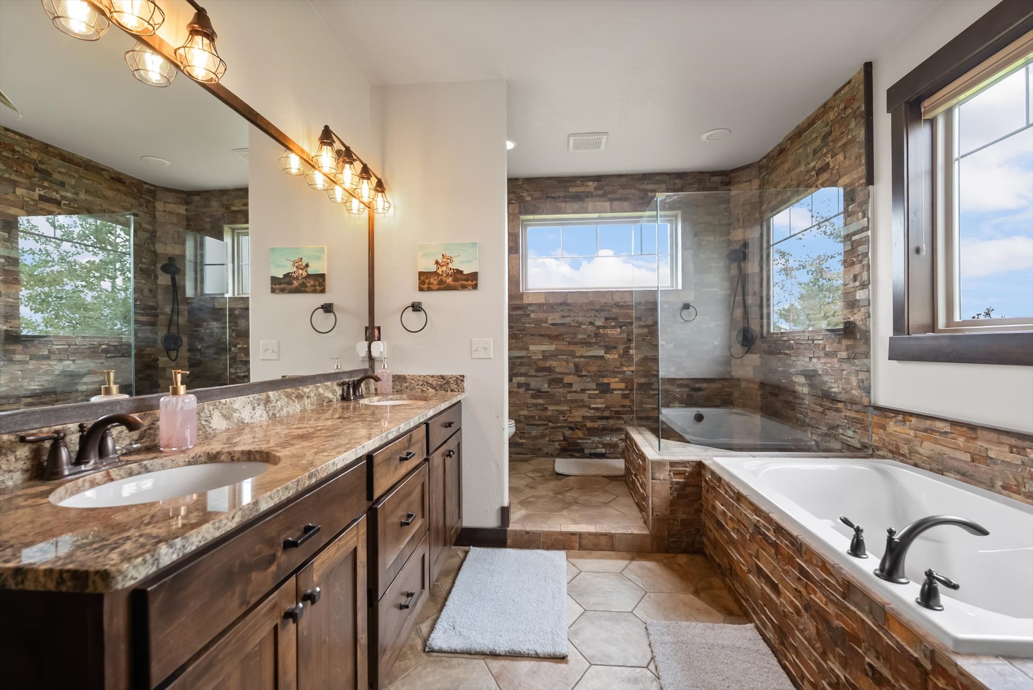 1025 Pheasant Haven Drive Property Photo 16