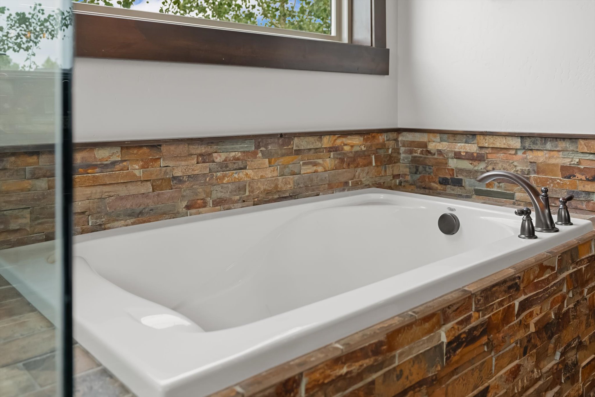1025 Pheasant Haven Drive Property Photo 17