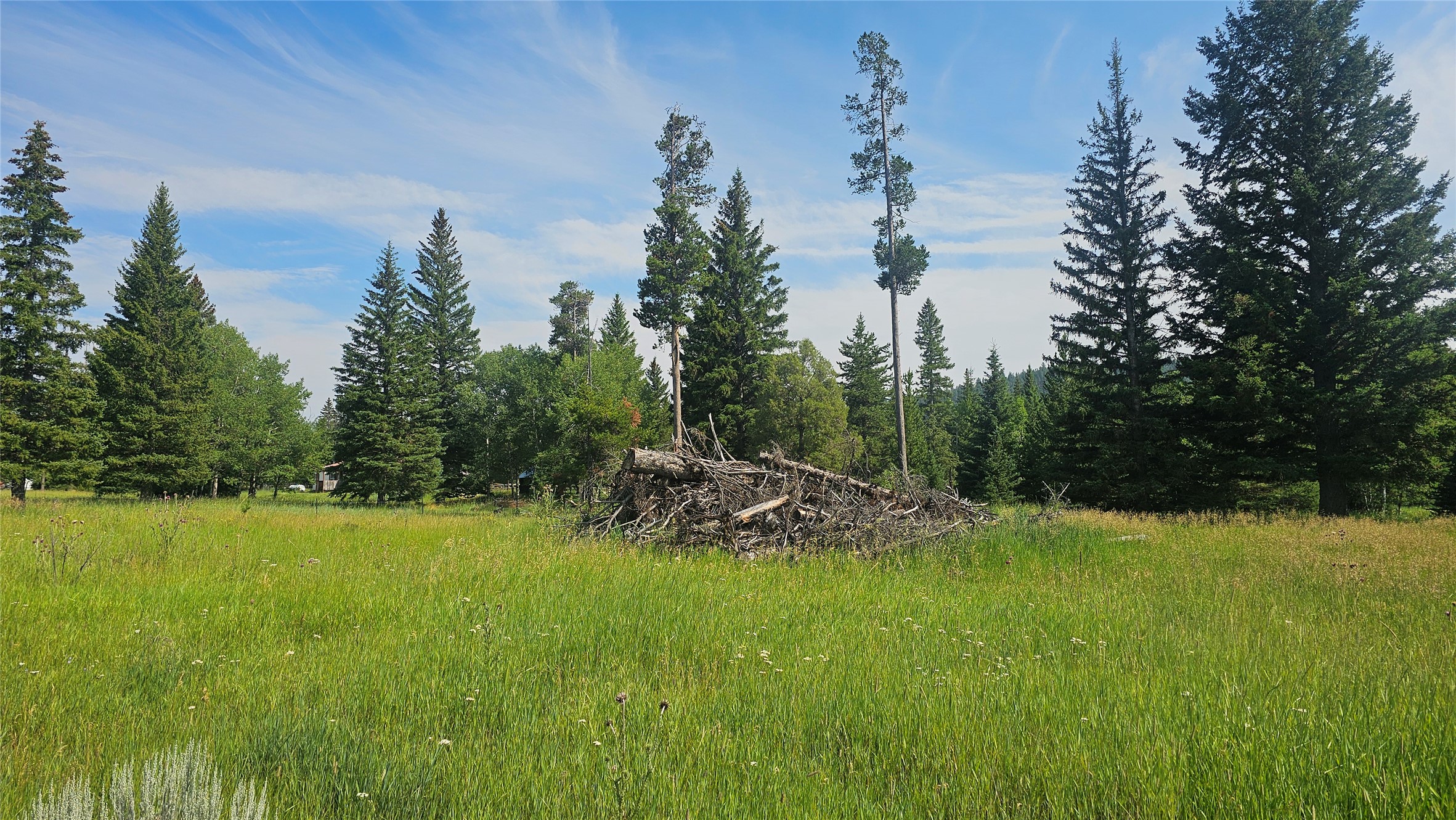 Na W Willow Creek Road Property Photo 9