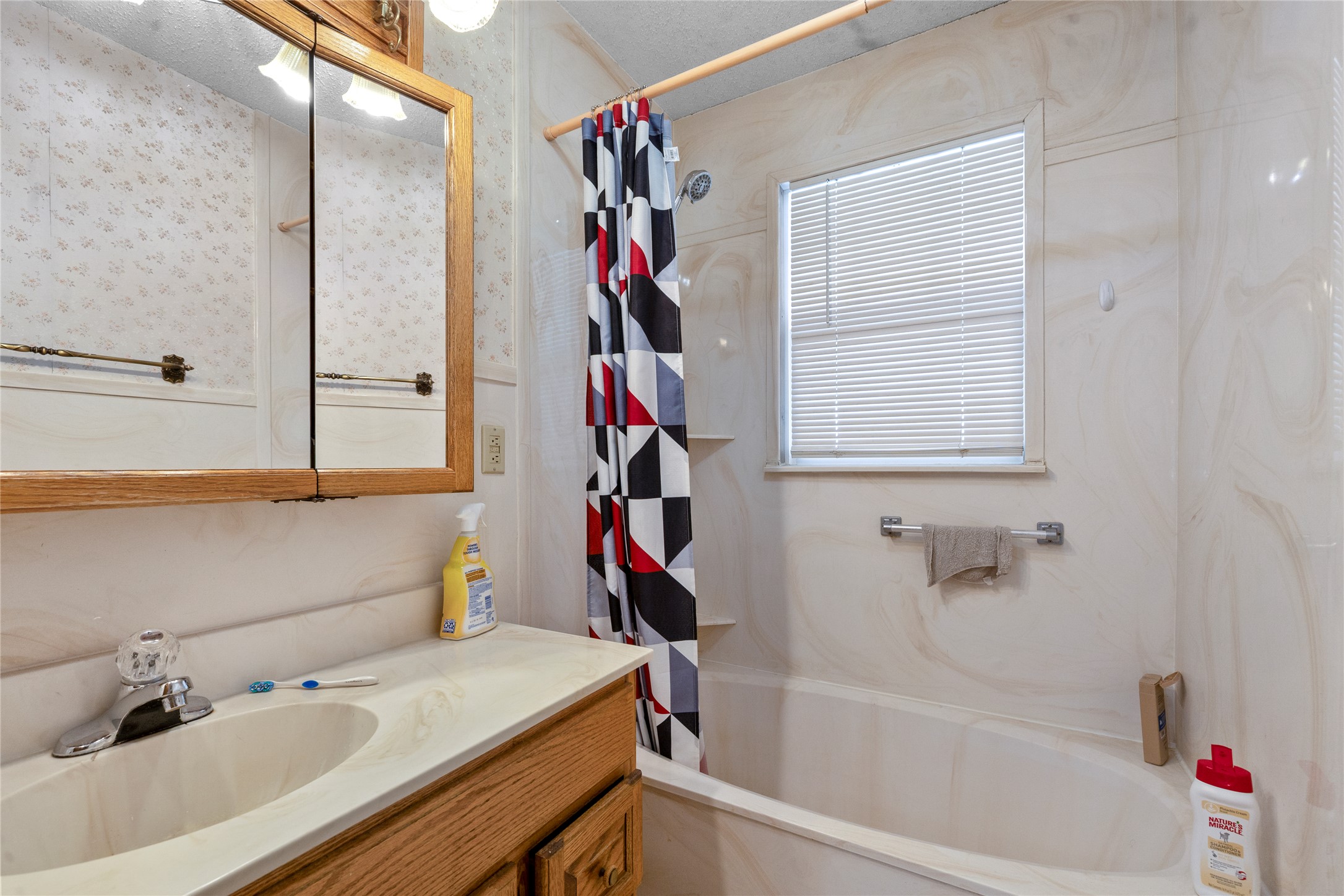 118 6th Avenue Property Photo 12
