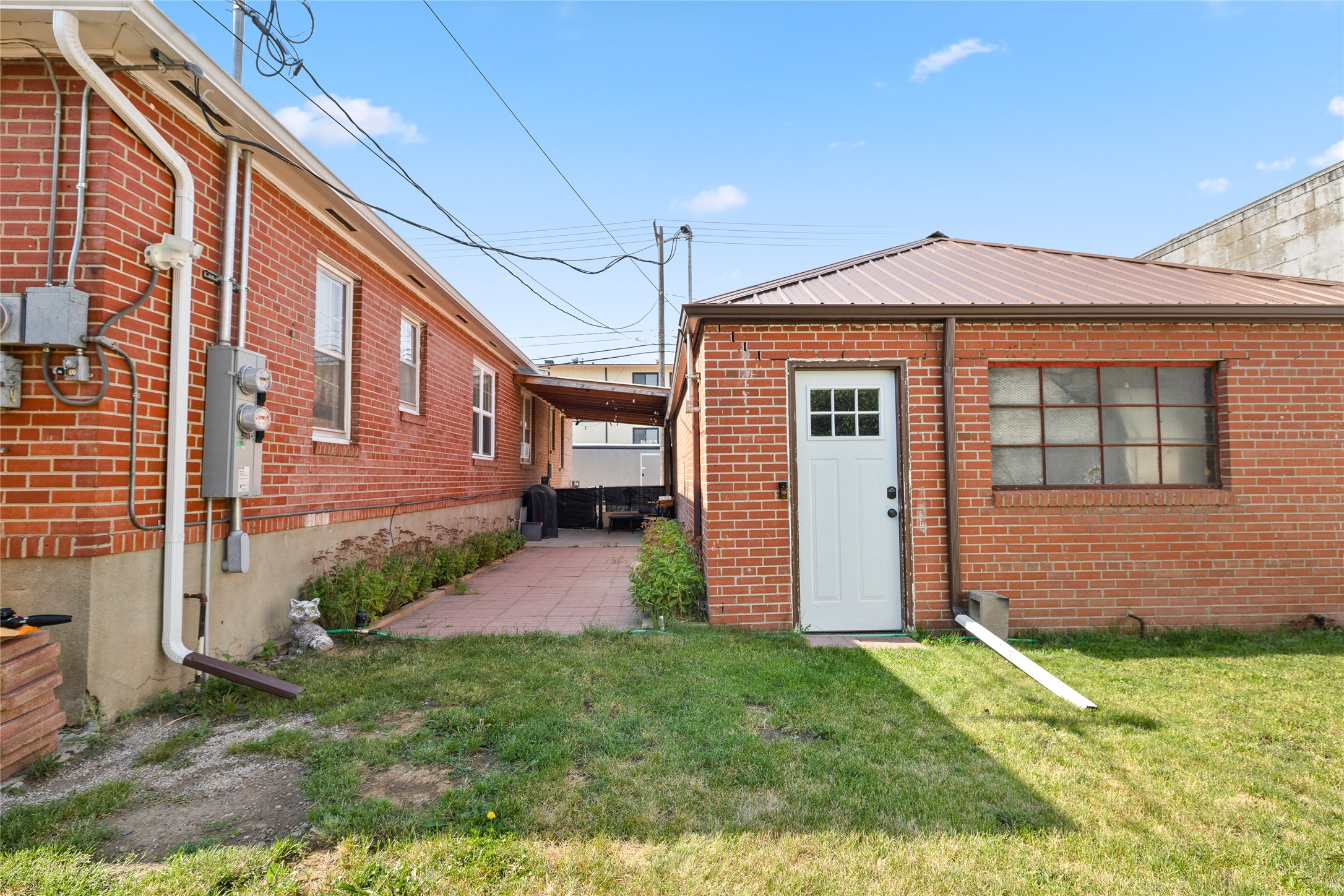 118 6th Avenue Property Photo 26