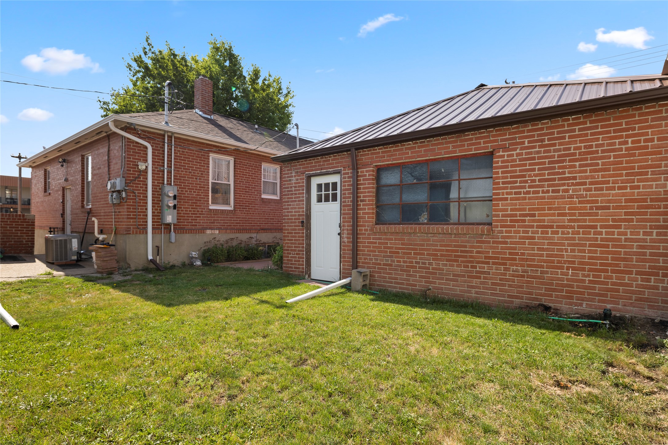 118 6th Avenue Property Photo 27