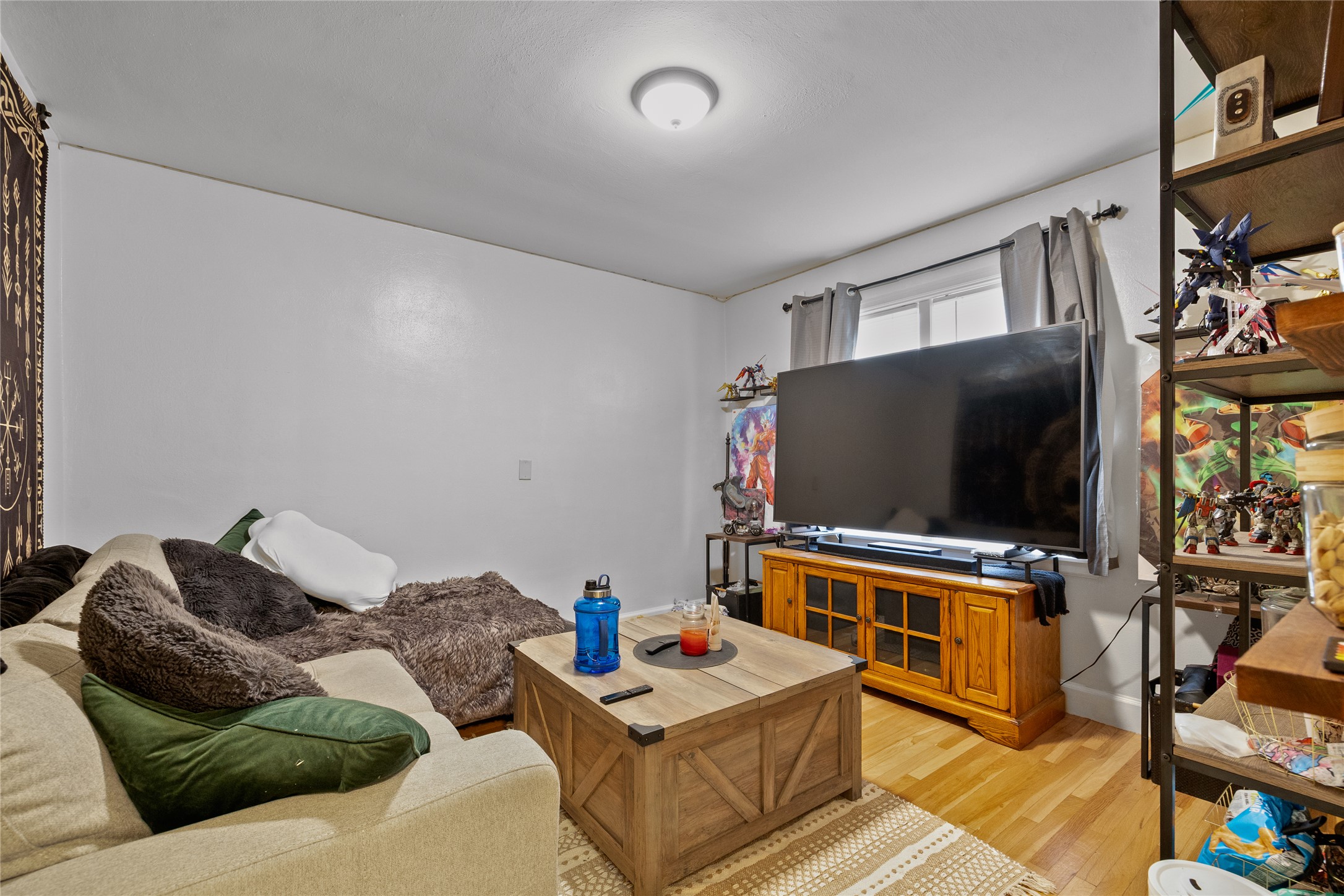 118 6th Avenue Property Photo 31