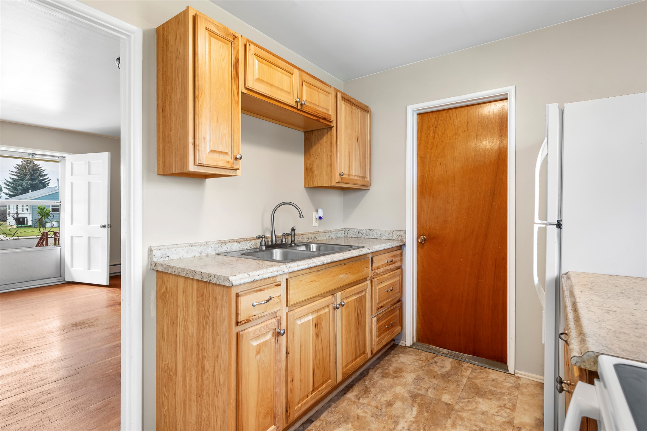 2255 North Drive Property Photo 12