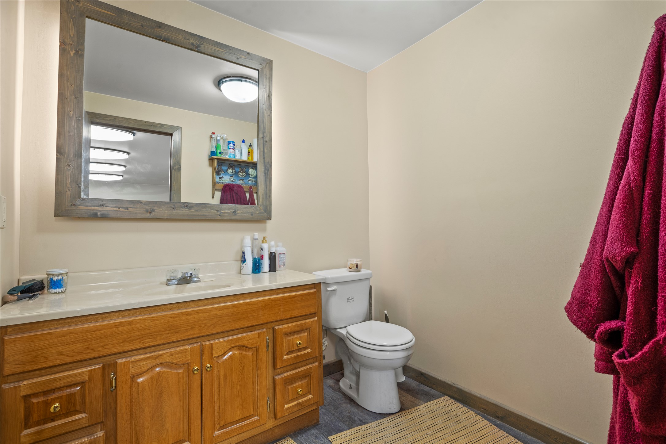 537 2nd Street Property Photo 11