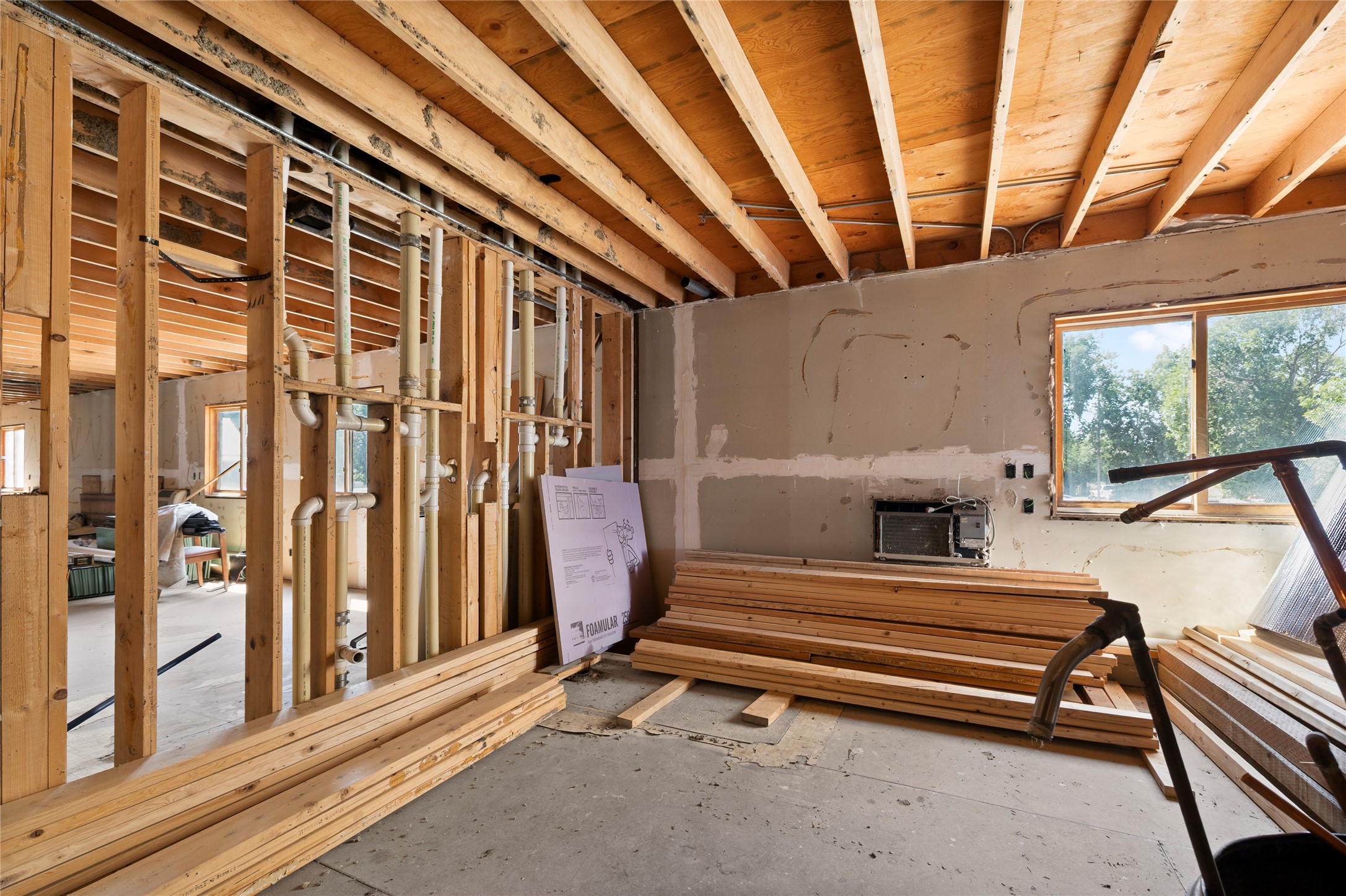 537 2nd Street Property Photo 33