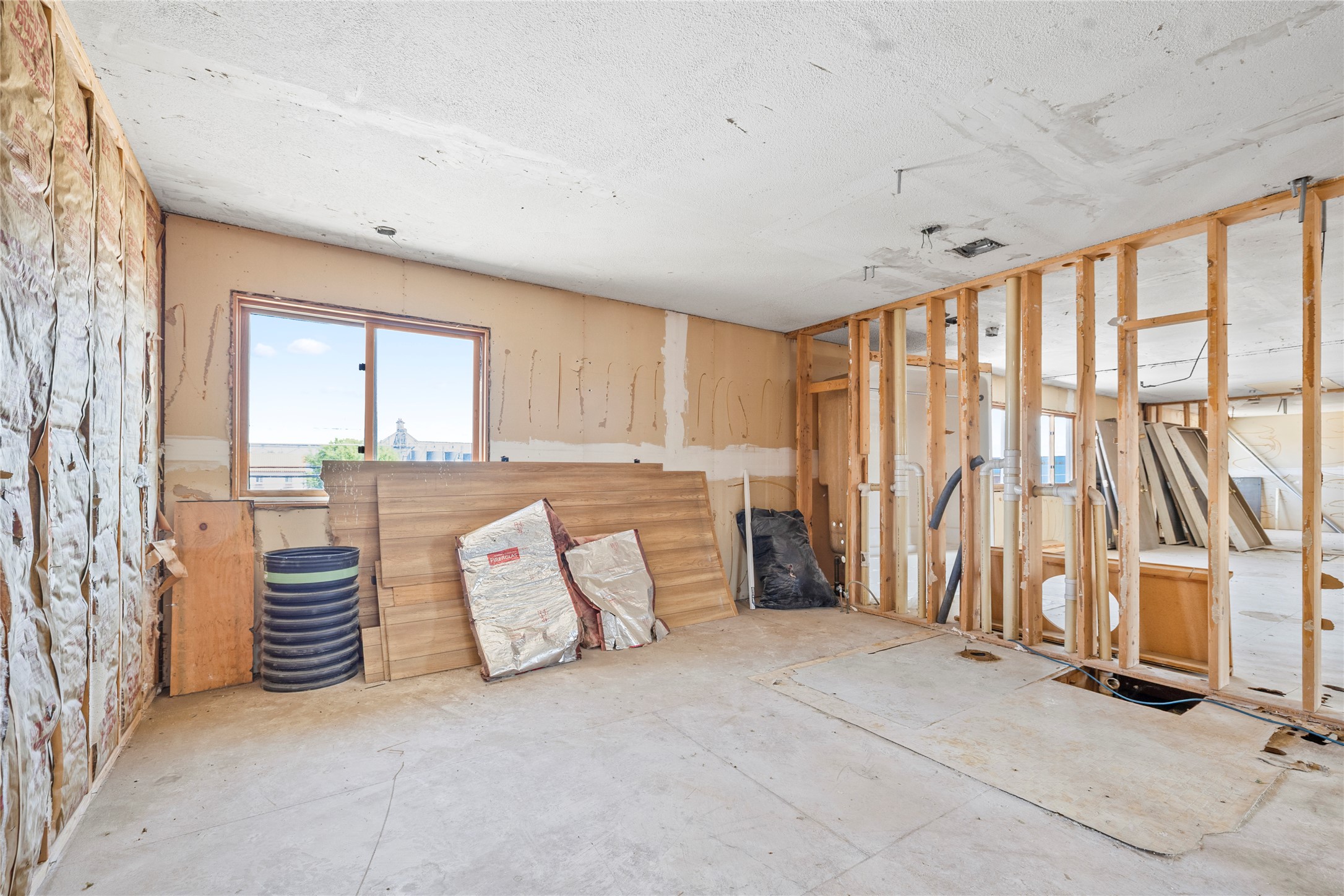 537 2nd Street Property Photo 45