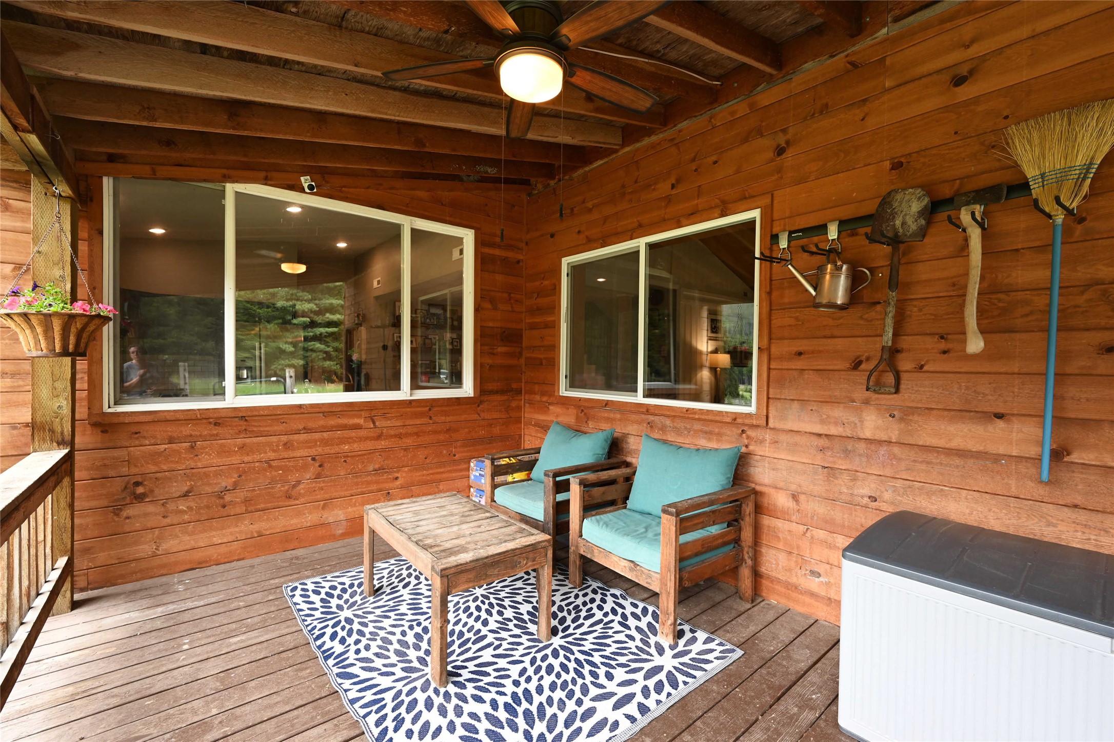 2 Cedar Grove Lane Property Photo 13