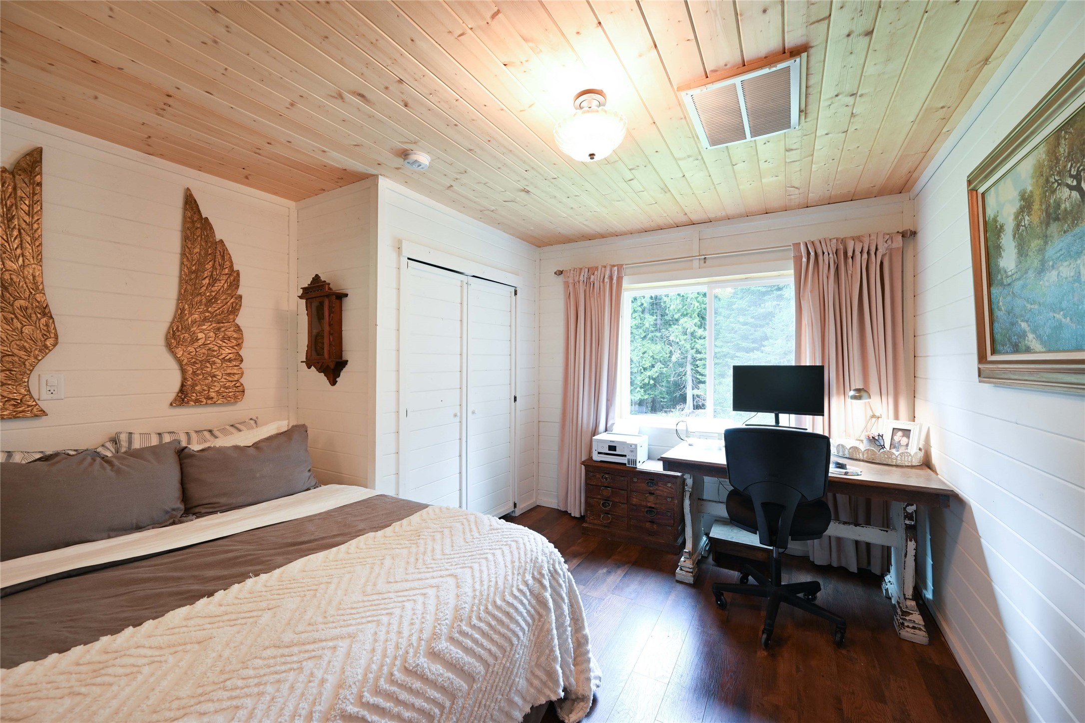 2 Cedar Grove Lane Property Photo 23