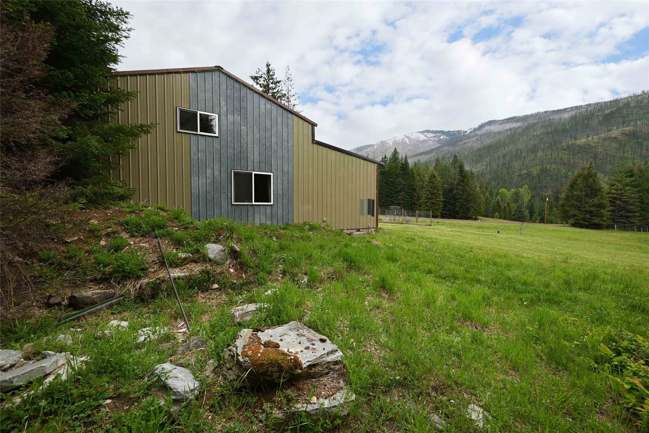 2 Cedar Grove Lane Property Photo 56