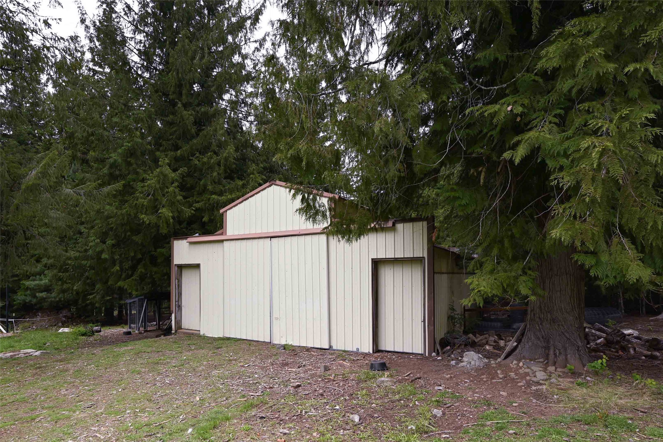 2 Cedar Grove Lane Property Photo 57