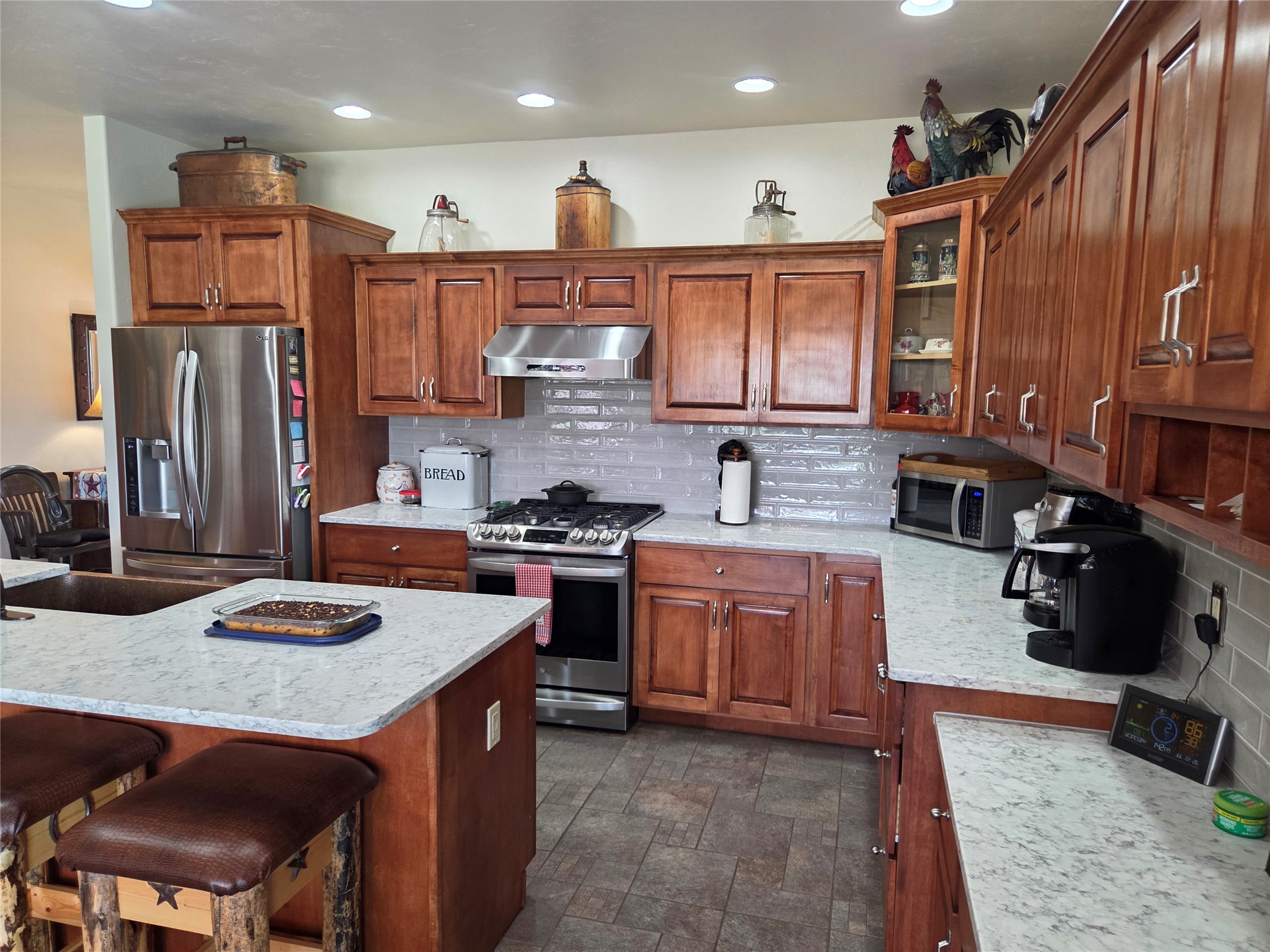 6 Hawks Court Property Photo 13
