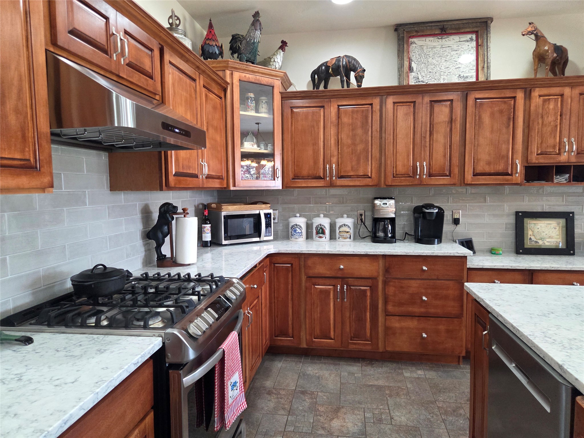 6 Hawks Court Property Photo 15