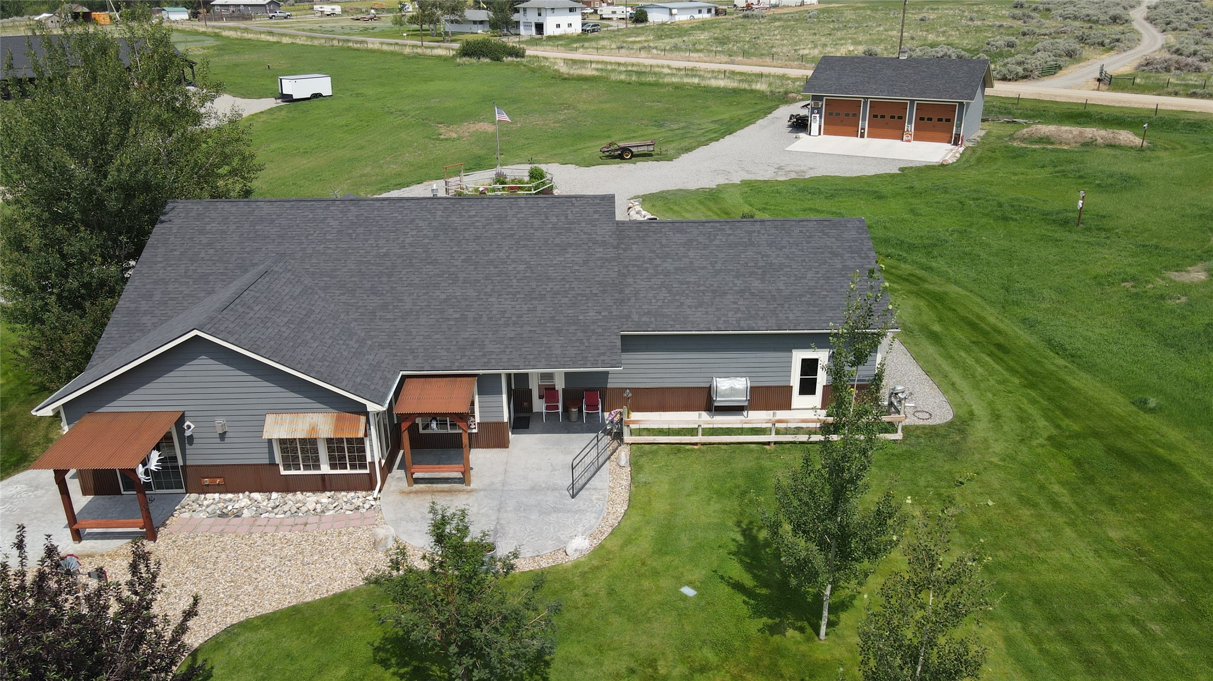 6 Hawks Court Property Photo 33