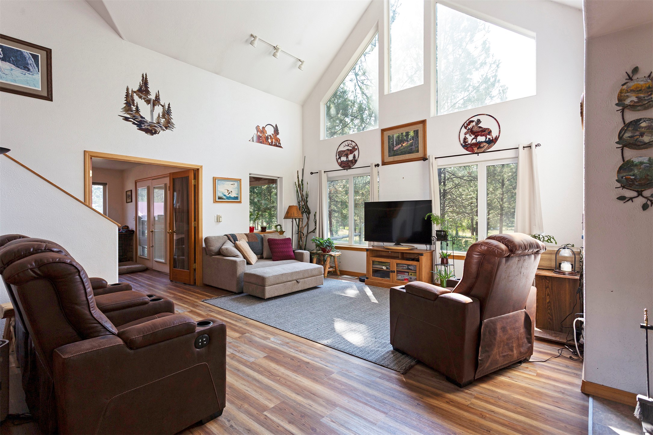 9781 Highway 12 W Property Photo 7