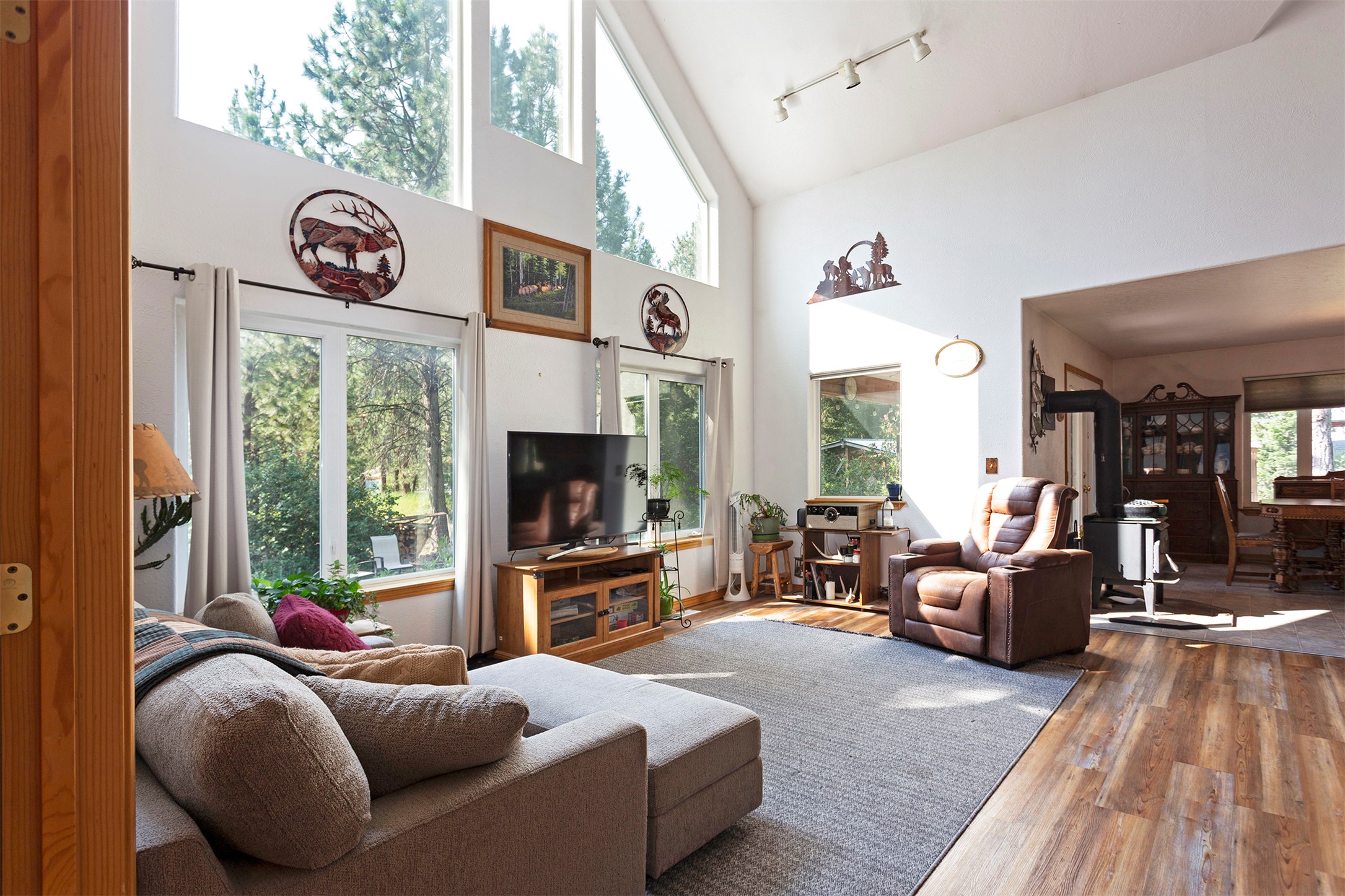 9781 Highway 12 W Property Photo 8