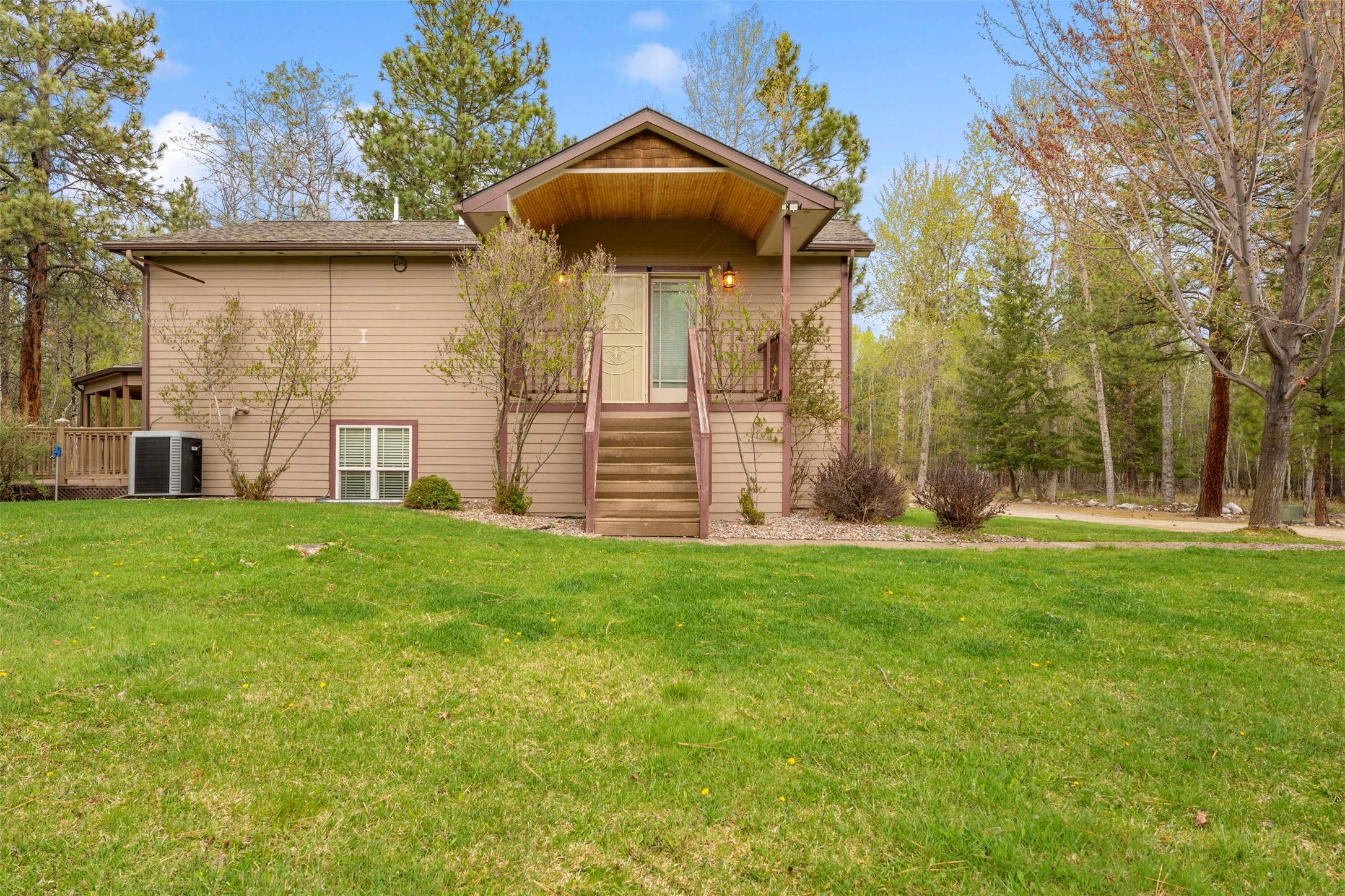 565 Chickadee Lane Property Photo 25