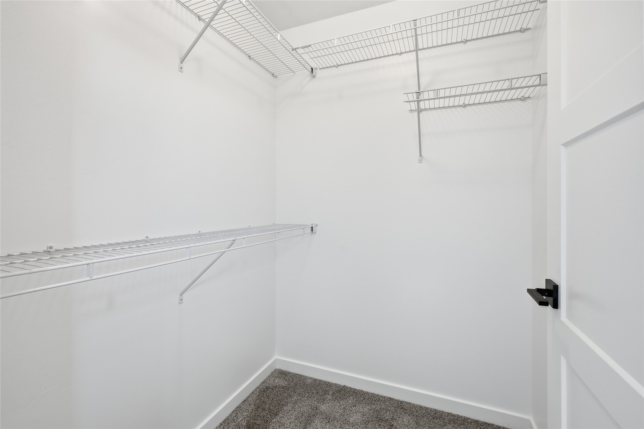 524 Eagle Valley Drive Property Photo 18