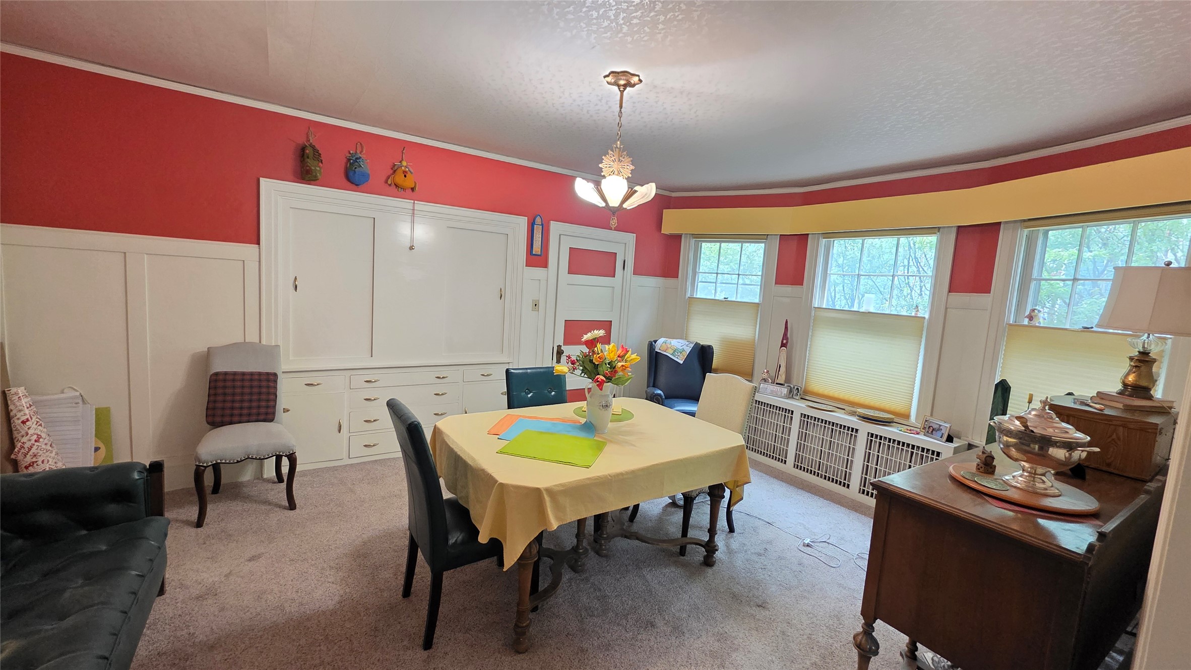 411 N Ewing Street Property Photo 8