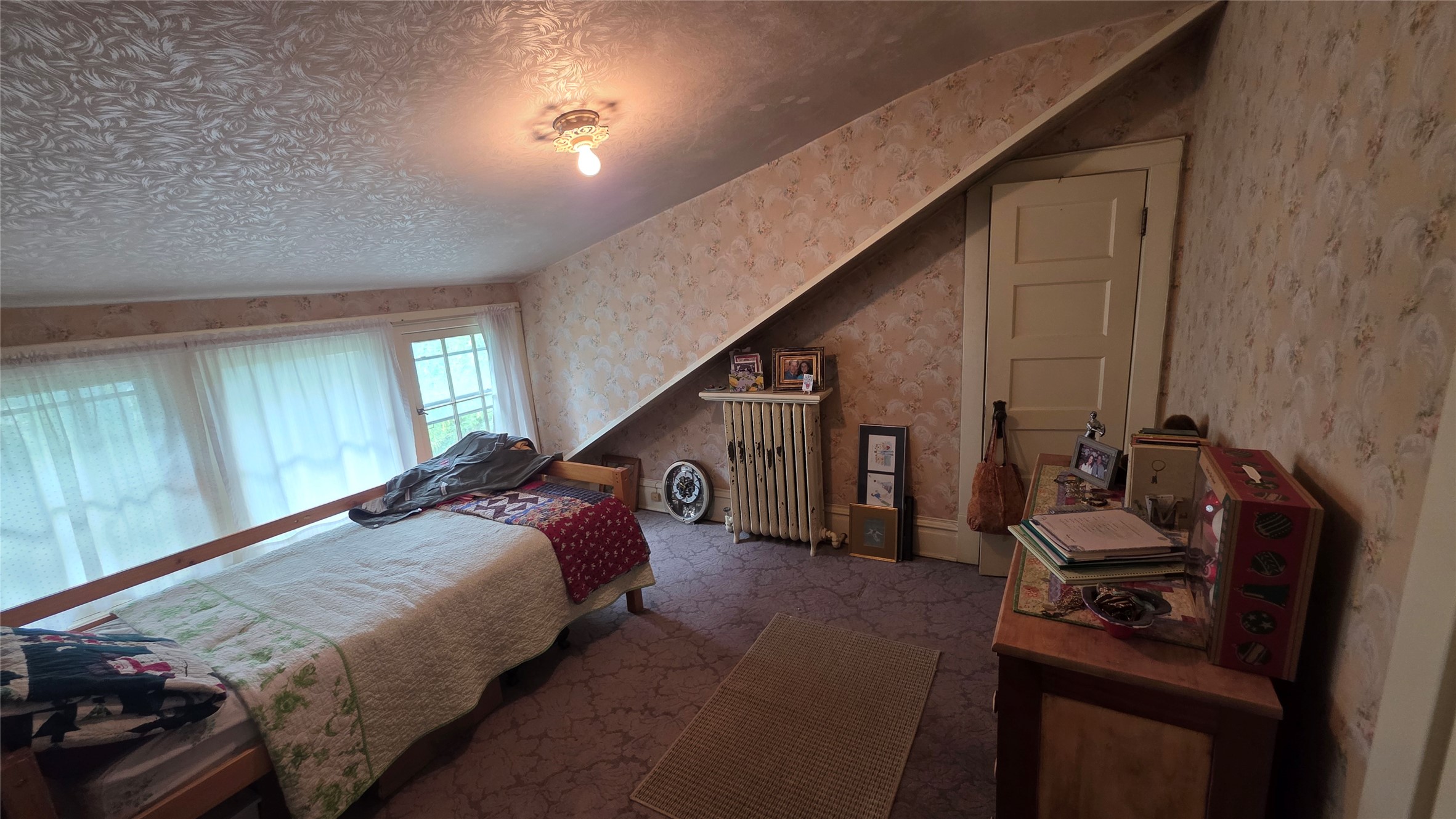 411 N Ewing Street Property Photo 17