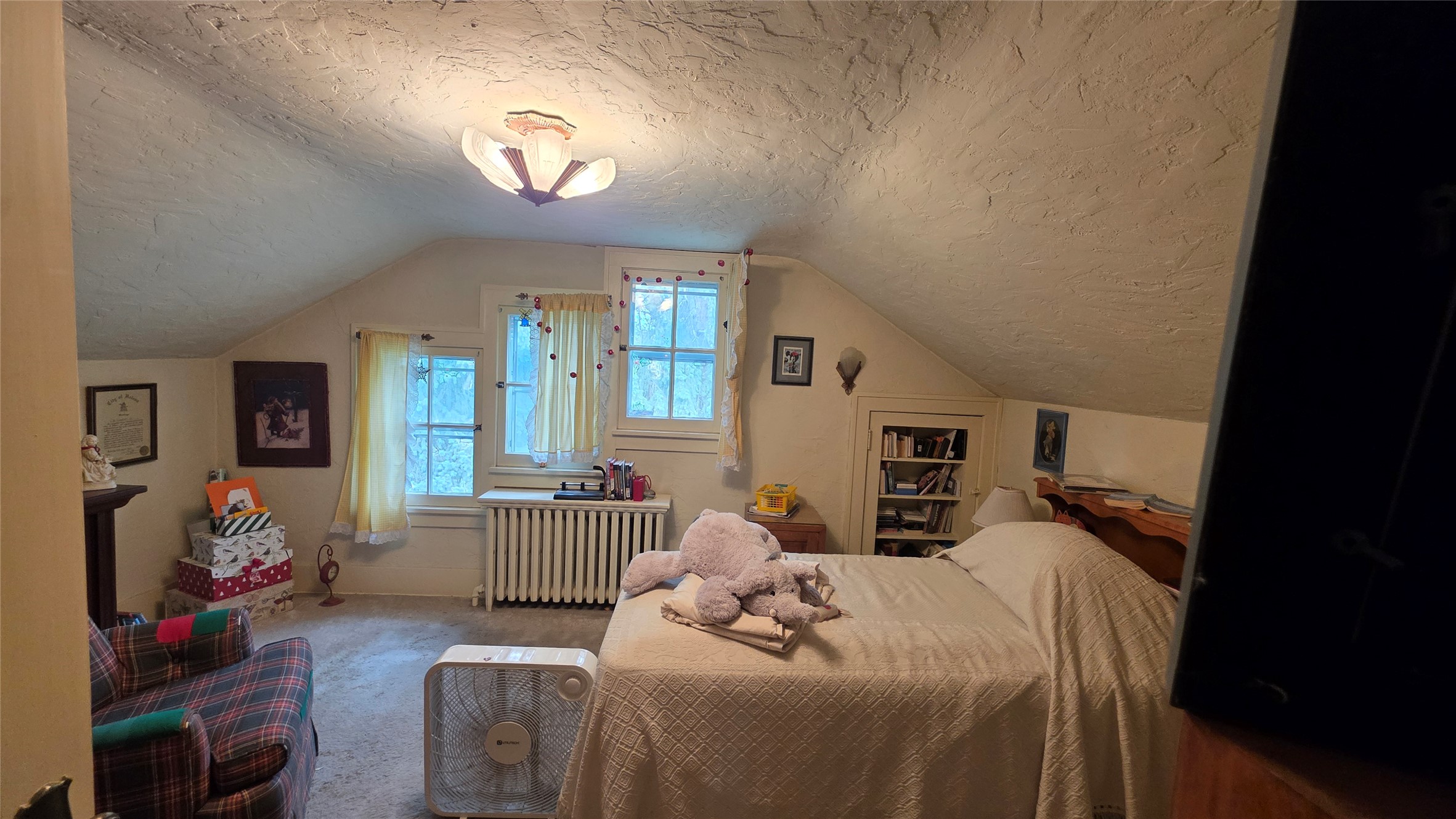 411 N Ewing Street Property Photo 18