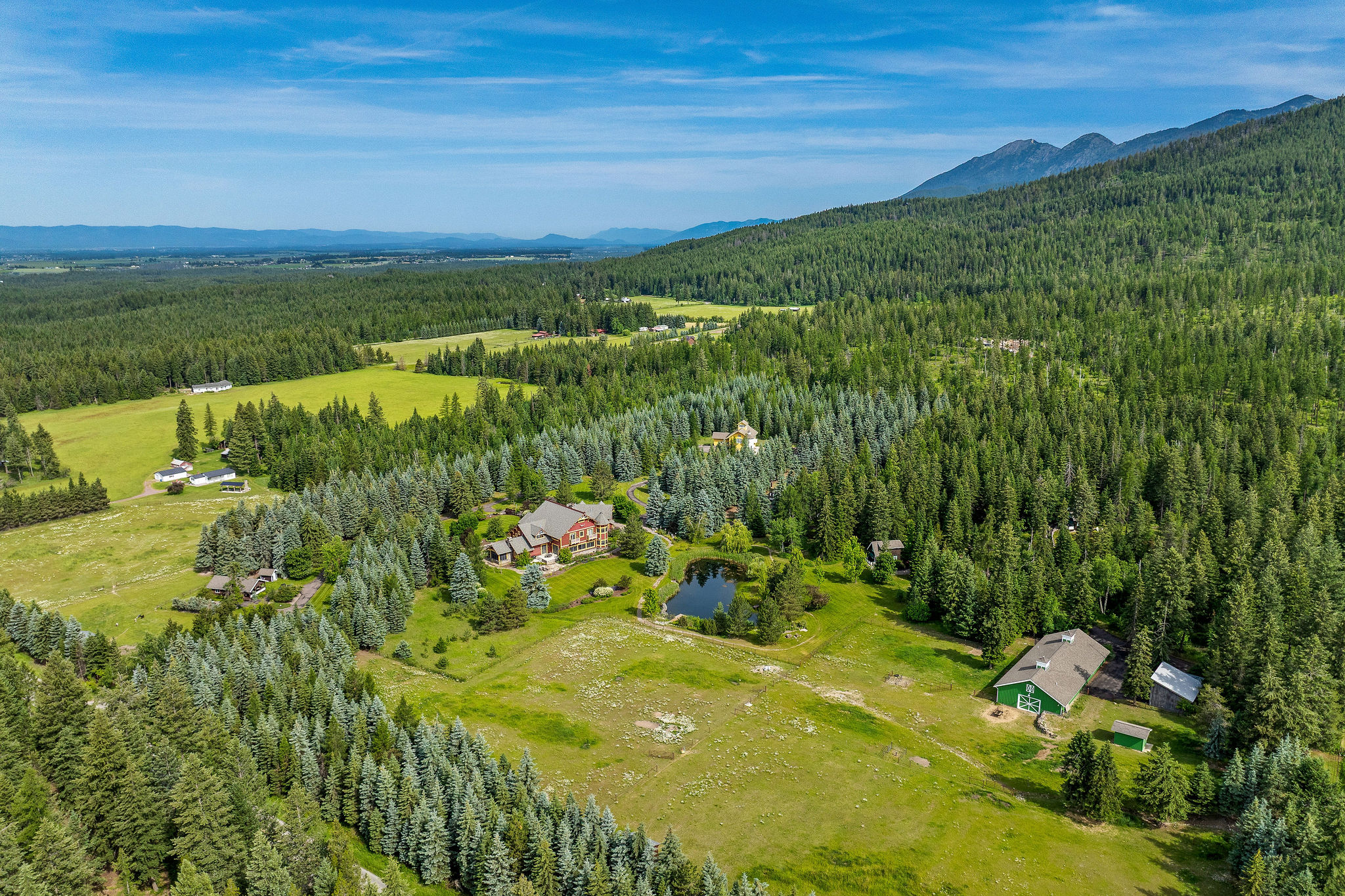 3039 And 3005 Foothill Road Property Photo 17