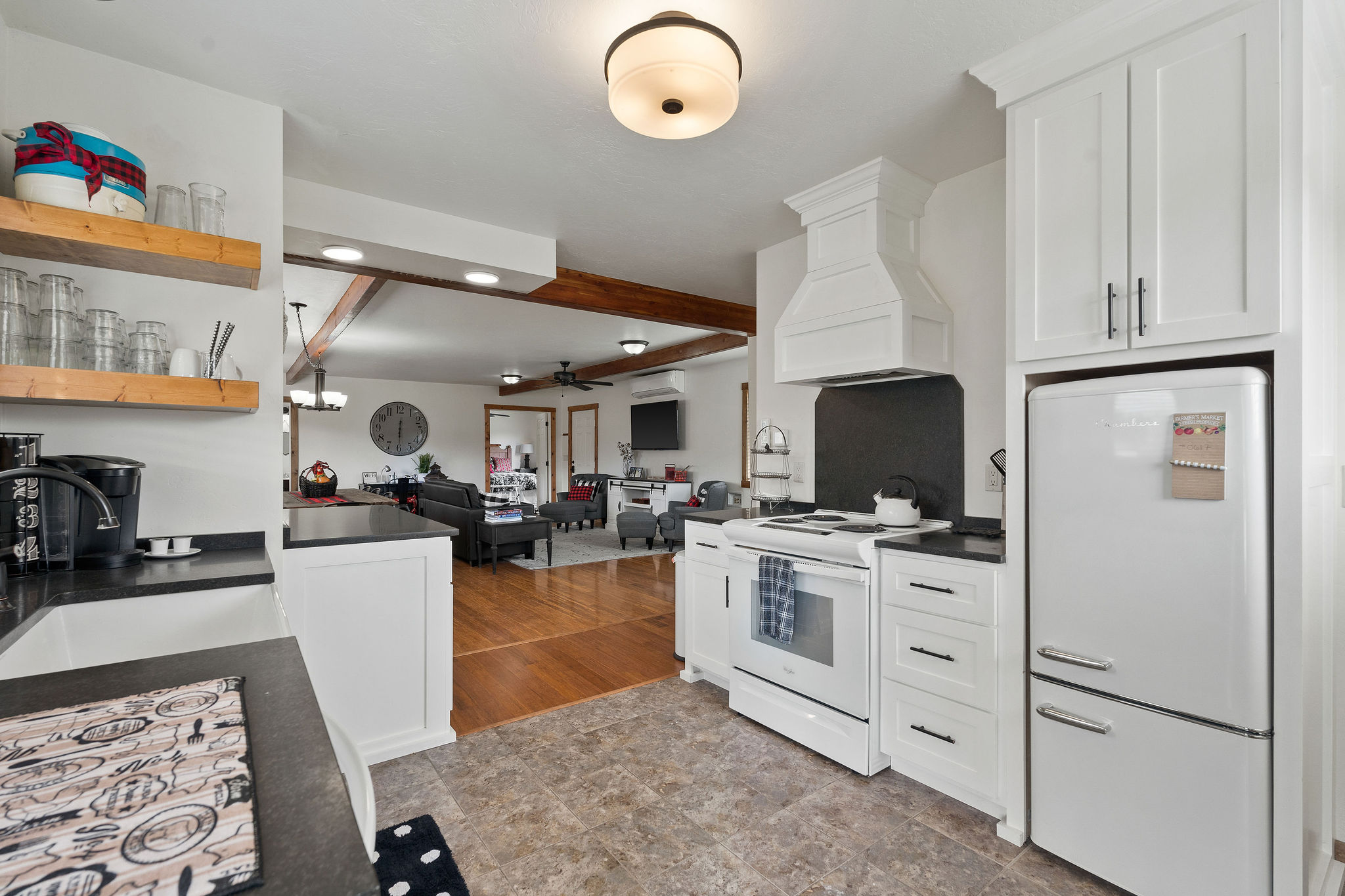 3039 And 3005 Foothill Road Property Photo 159