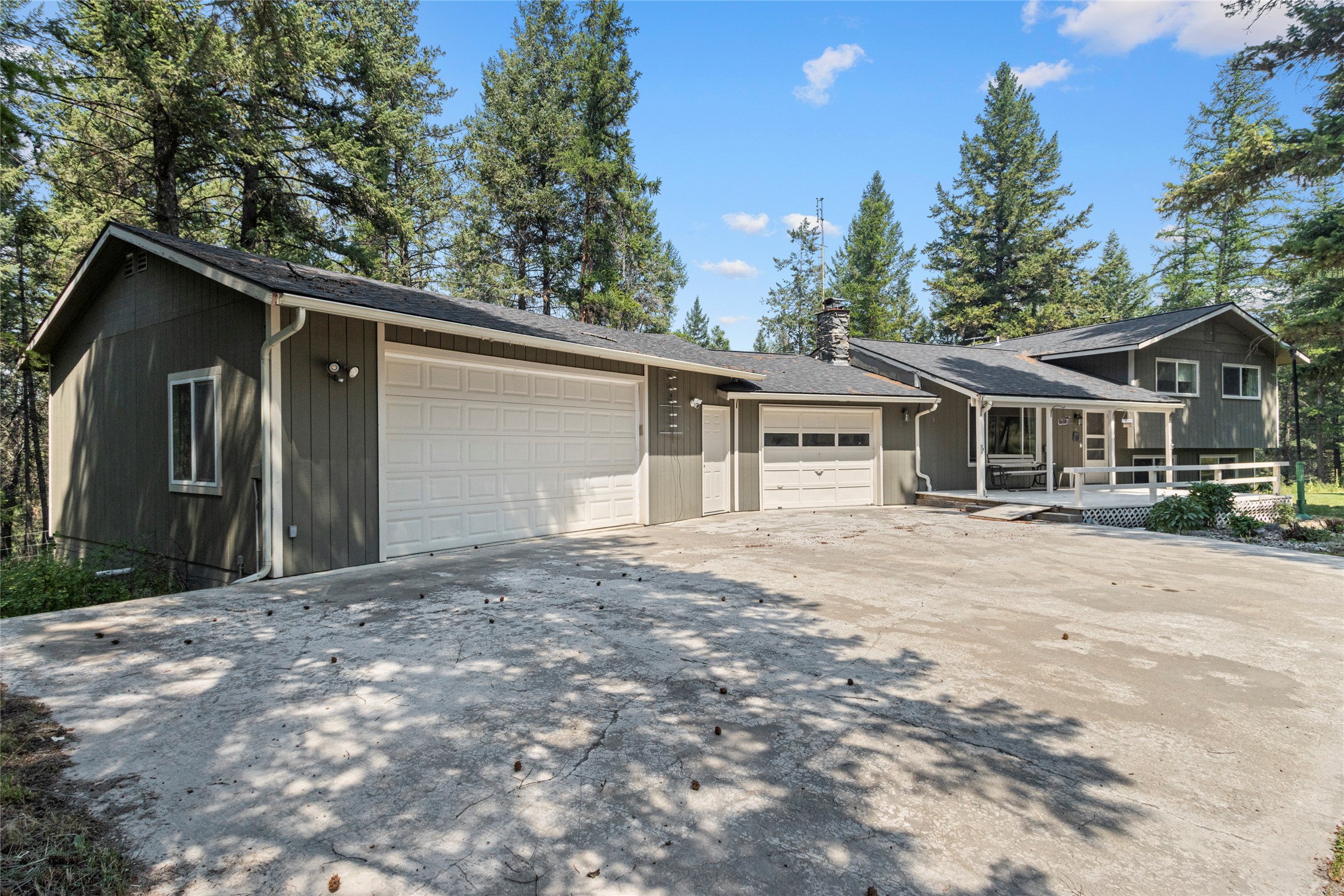 385 Springhill Road Property Photo 2