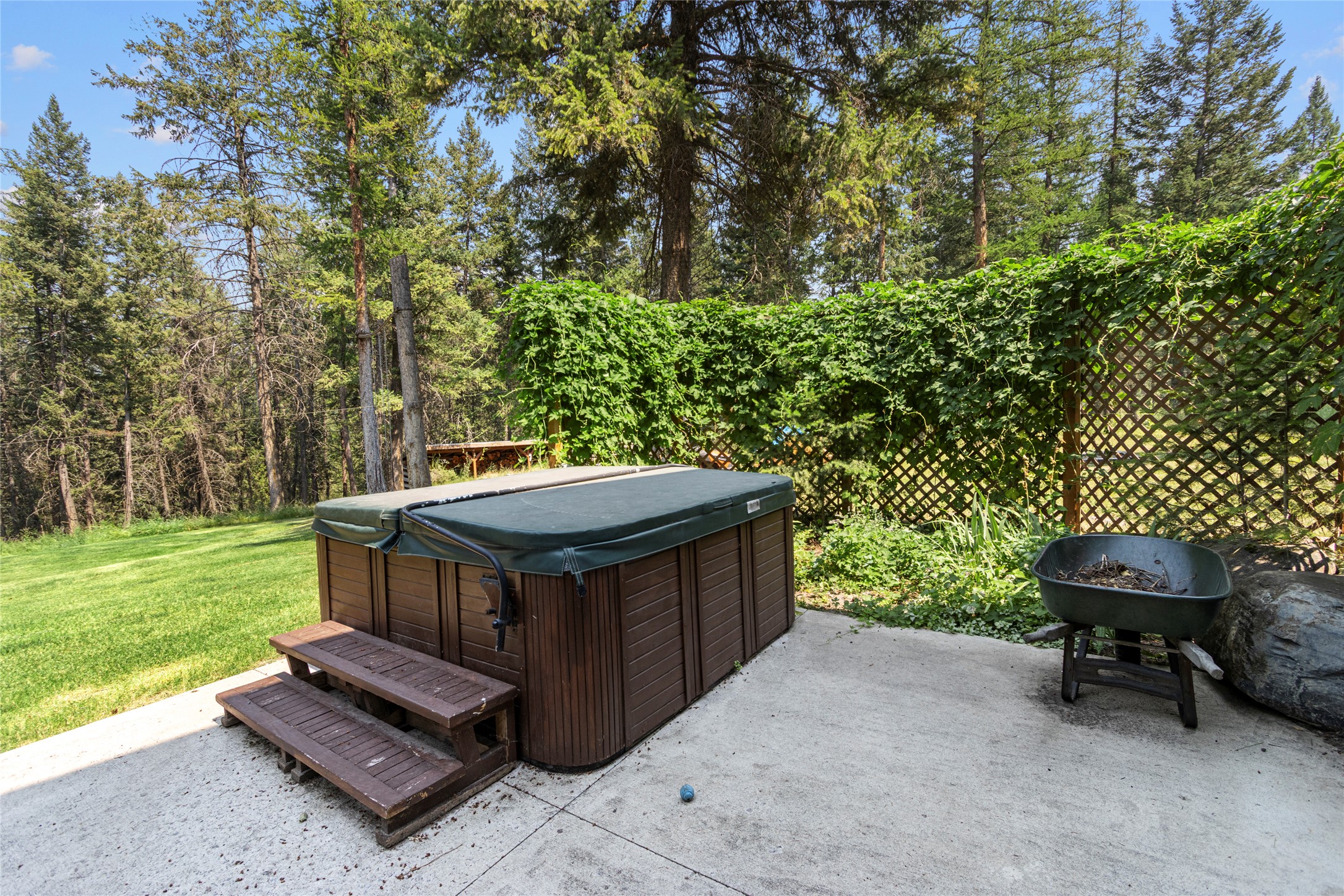 385 Springhill Road Property Photo 13