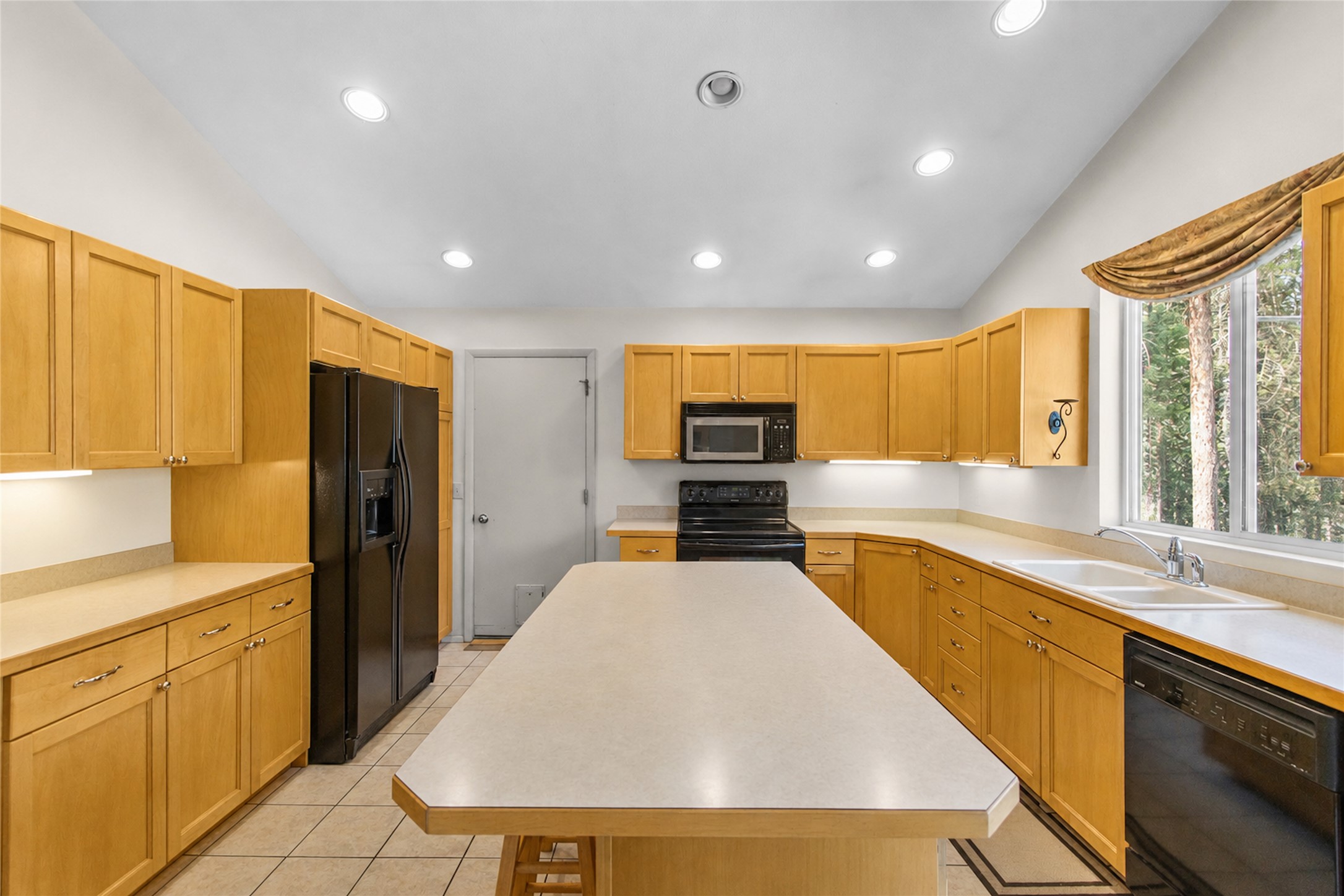 385 Springhill Road Property Photo 25