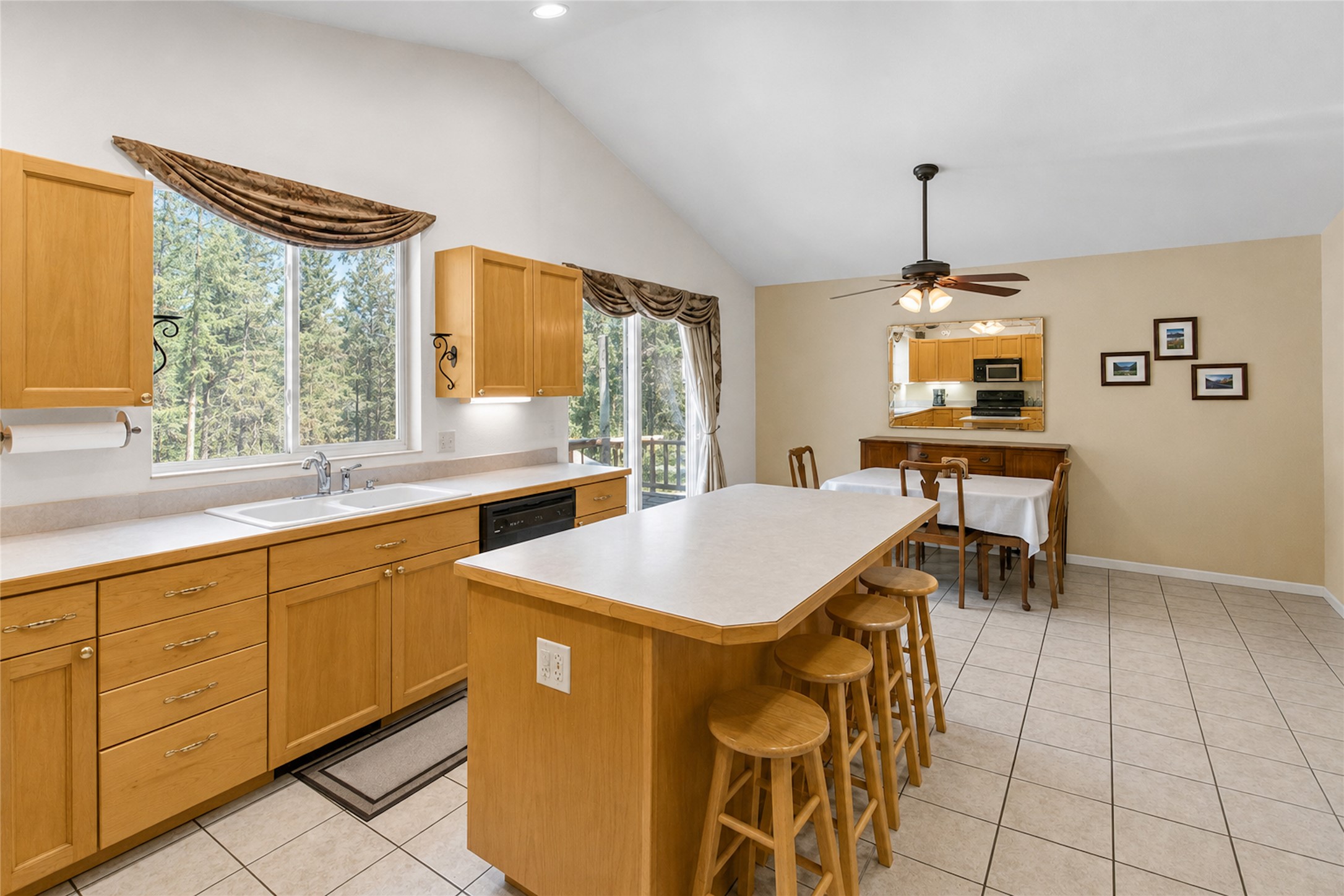 385 Springhill Road Property Photo 26