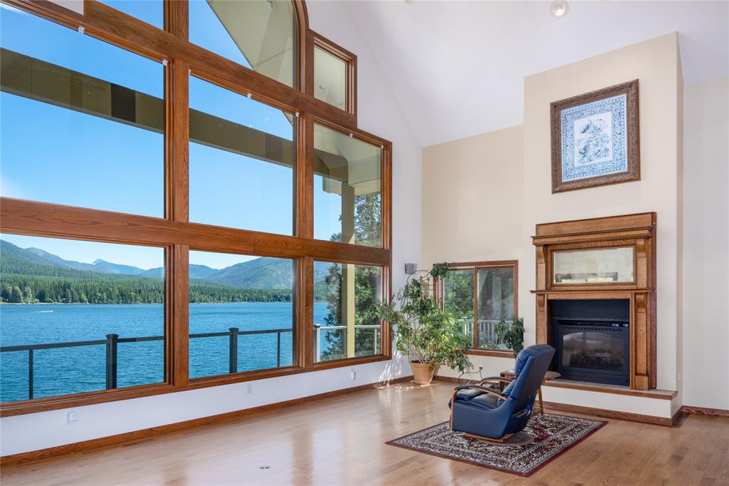 10 Northshore Drive Property Photo 1