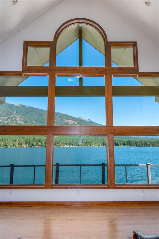 10 Northshore Drive Property Photo 3