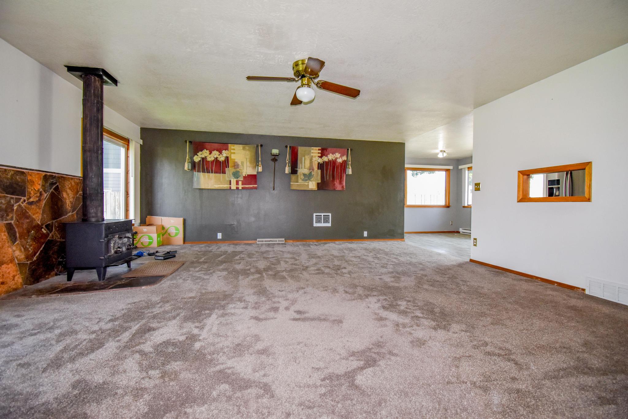 931 Main Street Sw Property Photo 8