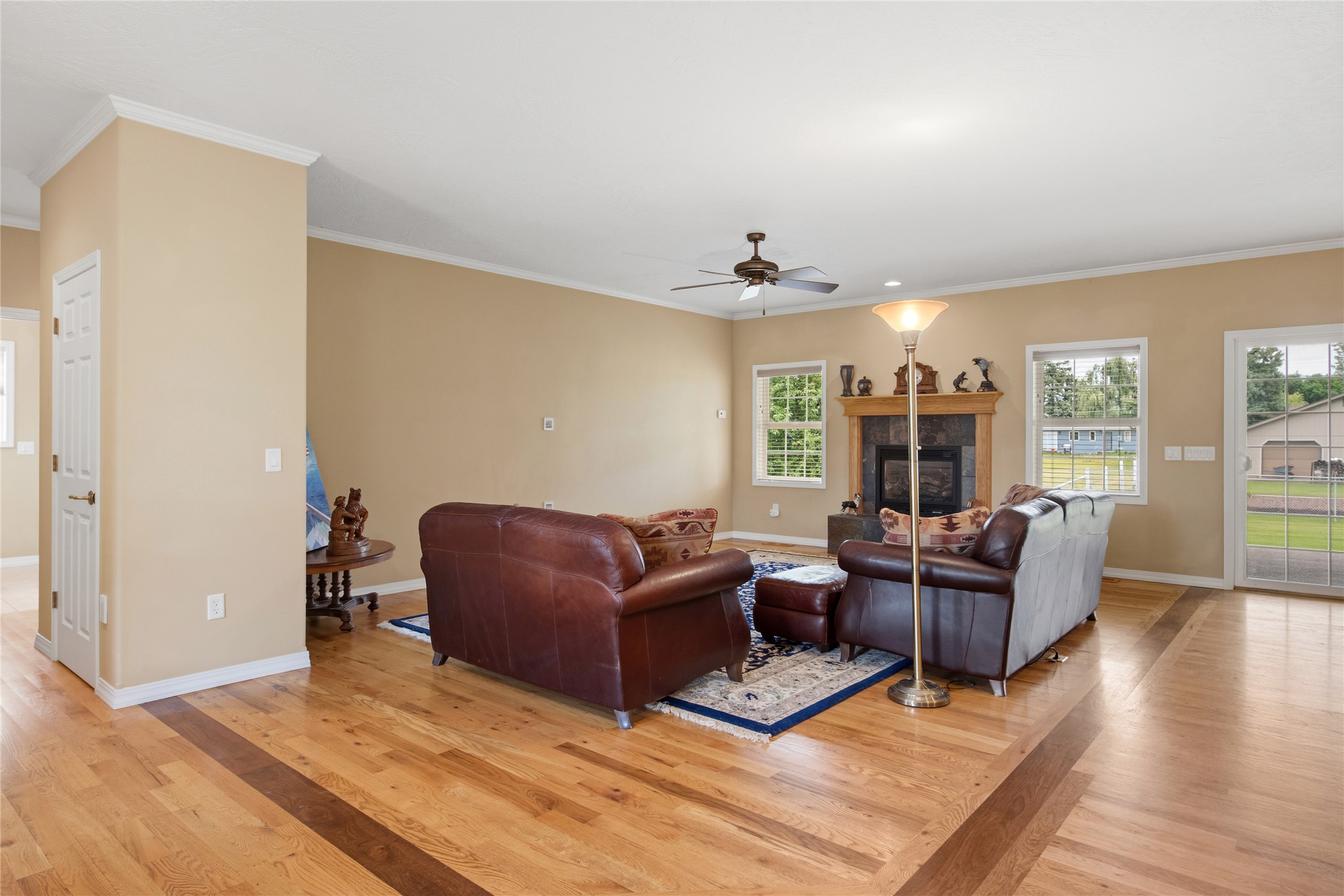 2292 Bald Eagle Close Property Photo 4