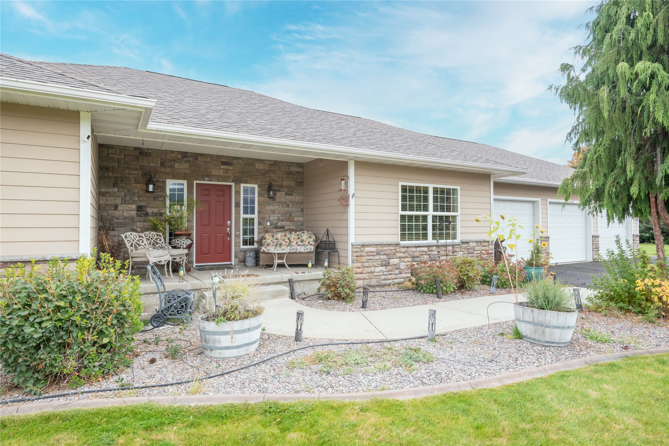 2292 Bald Eagle Close Property Photo 49