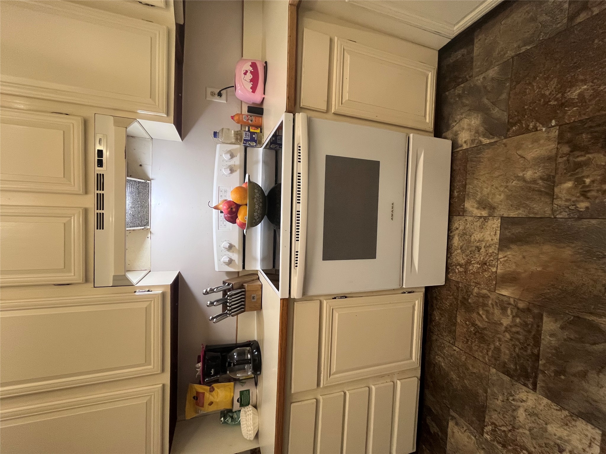 30 5th Avenue Se Property Photo 3