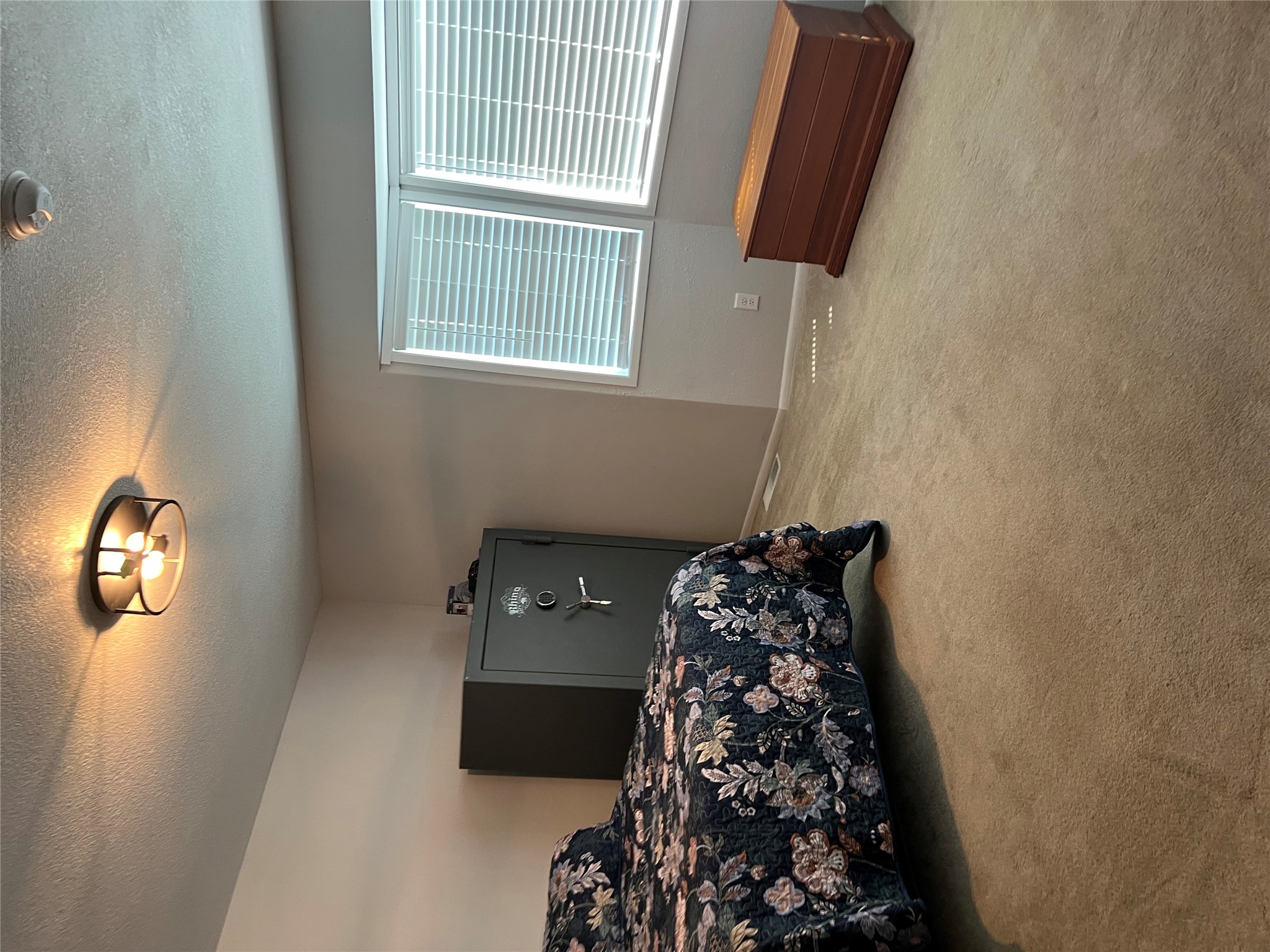 1131 13th Street W Property Photo 10
