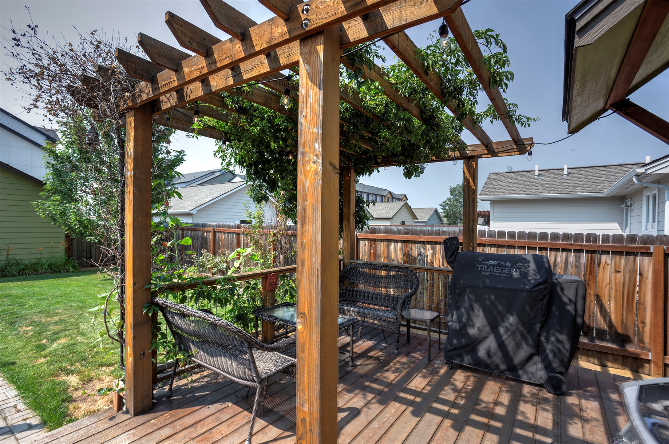 1105 Village Way Property Photo 30