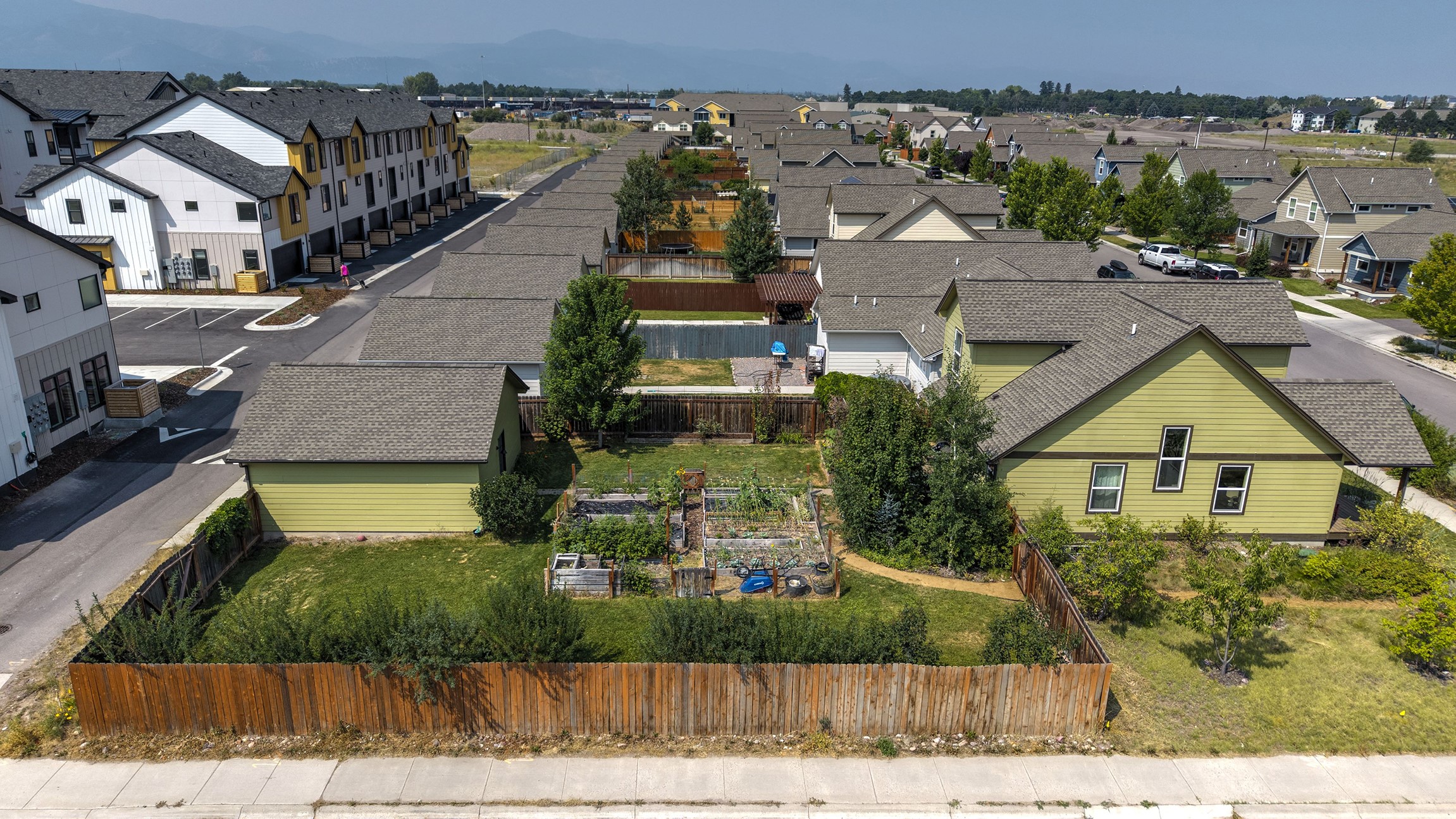 1105 Village Way Property Photo 41