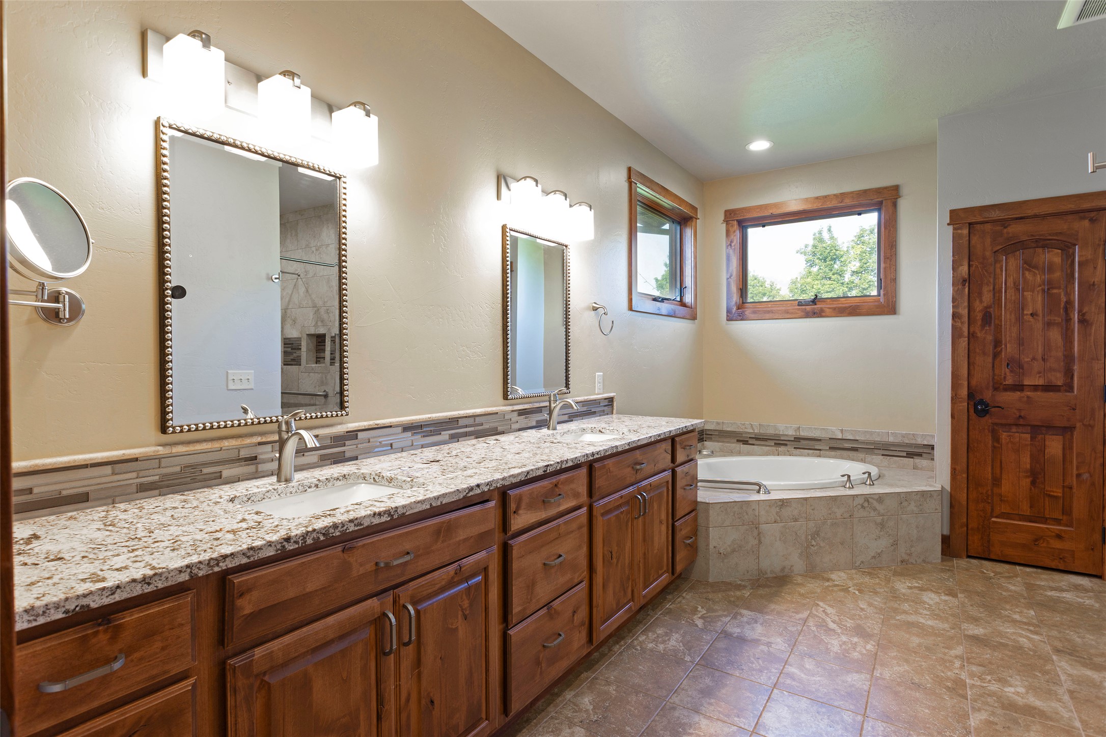 113 Silverado Trail Property Photo 18