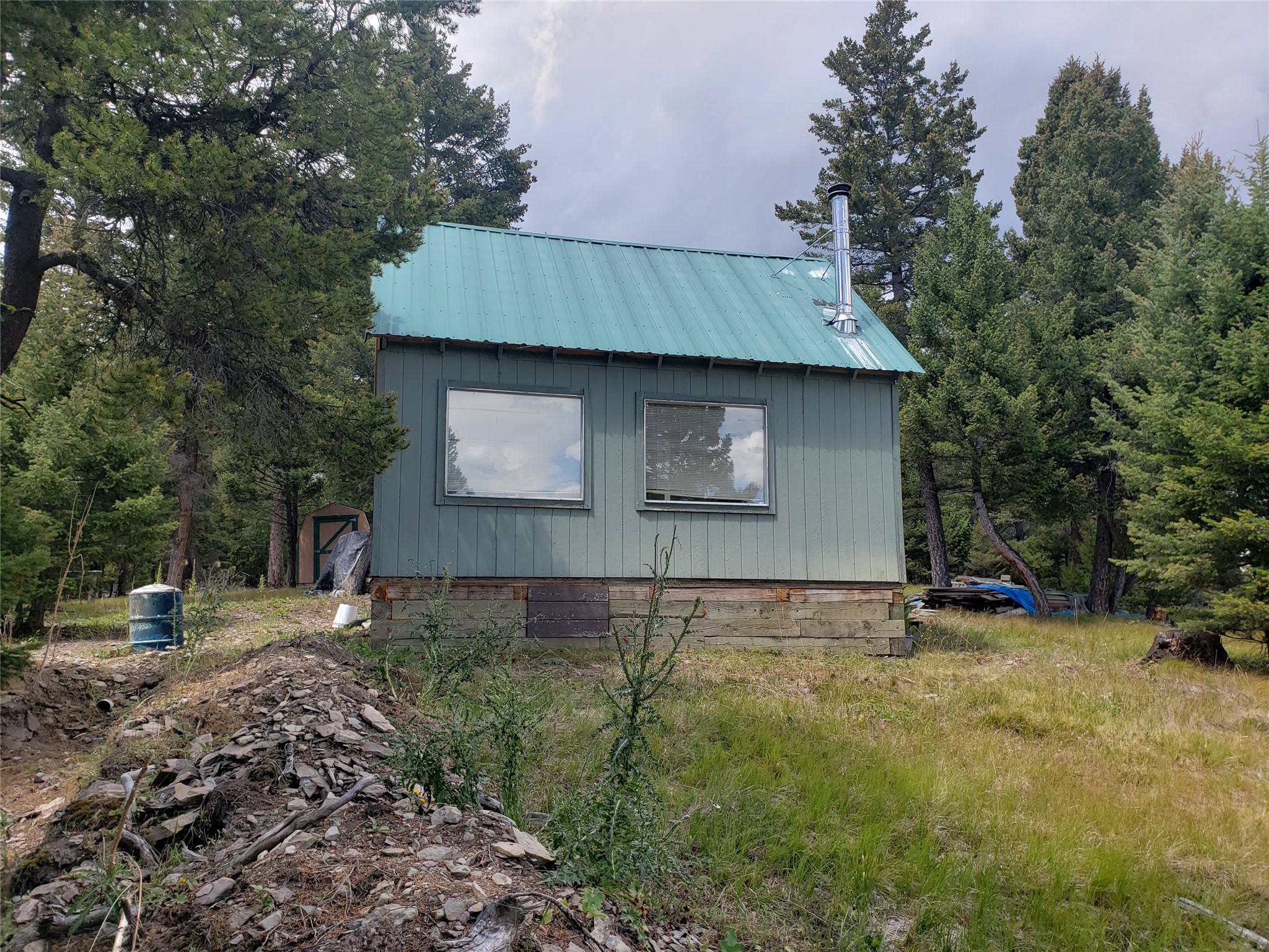 300 Hematite Road Property Photo 1