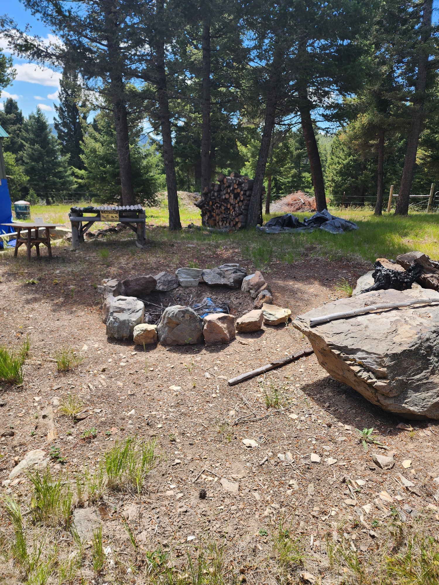 300 Hematite Road Property Photo 13