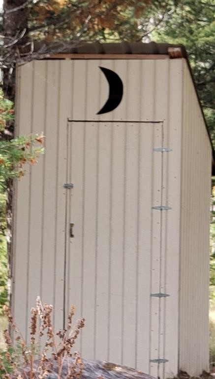 300 Hematite Road Property Photo 19